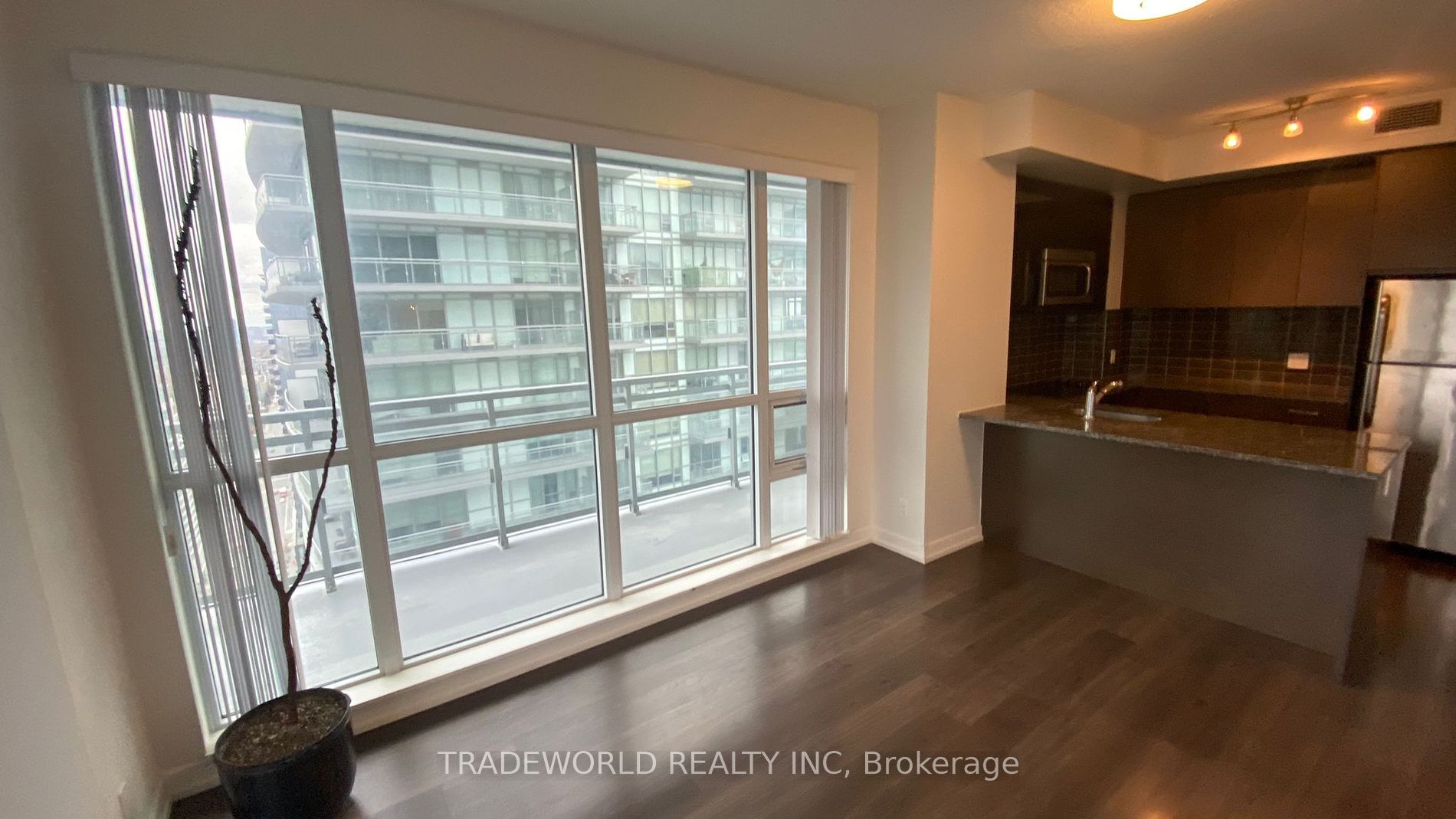 89 Dunfield Avenue, #2705