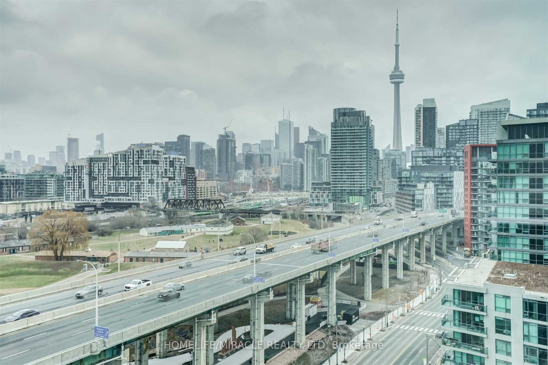 231 Fort York Blvd, #2310