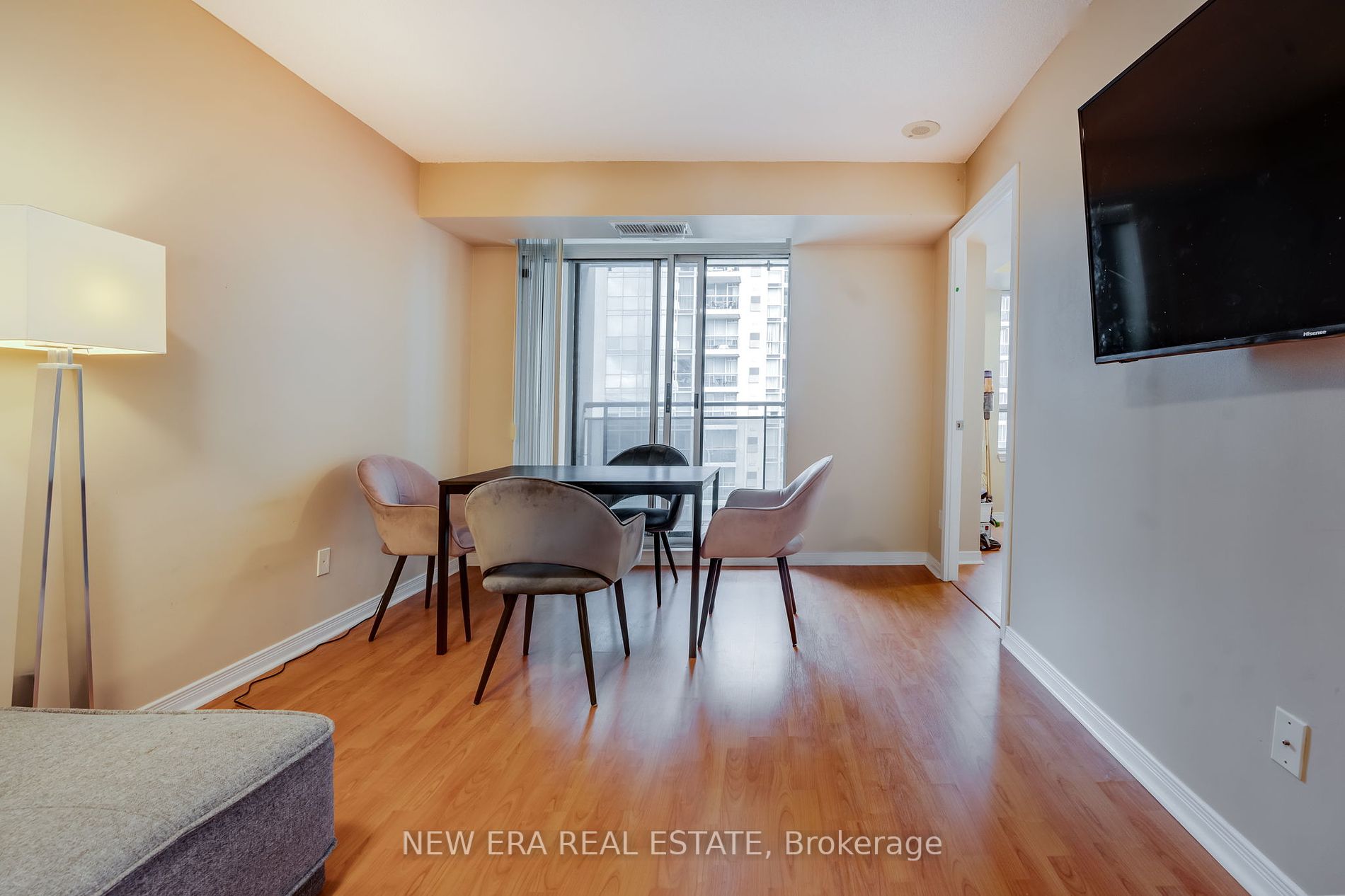 155 Beecroft Rd, #1112