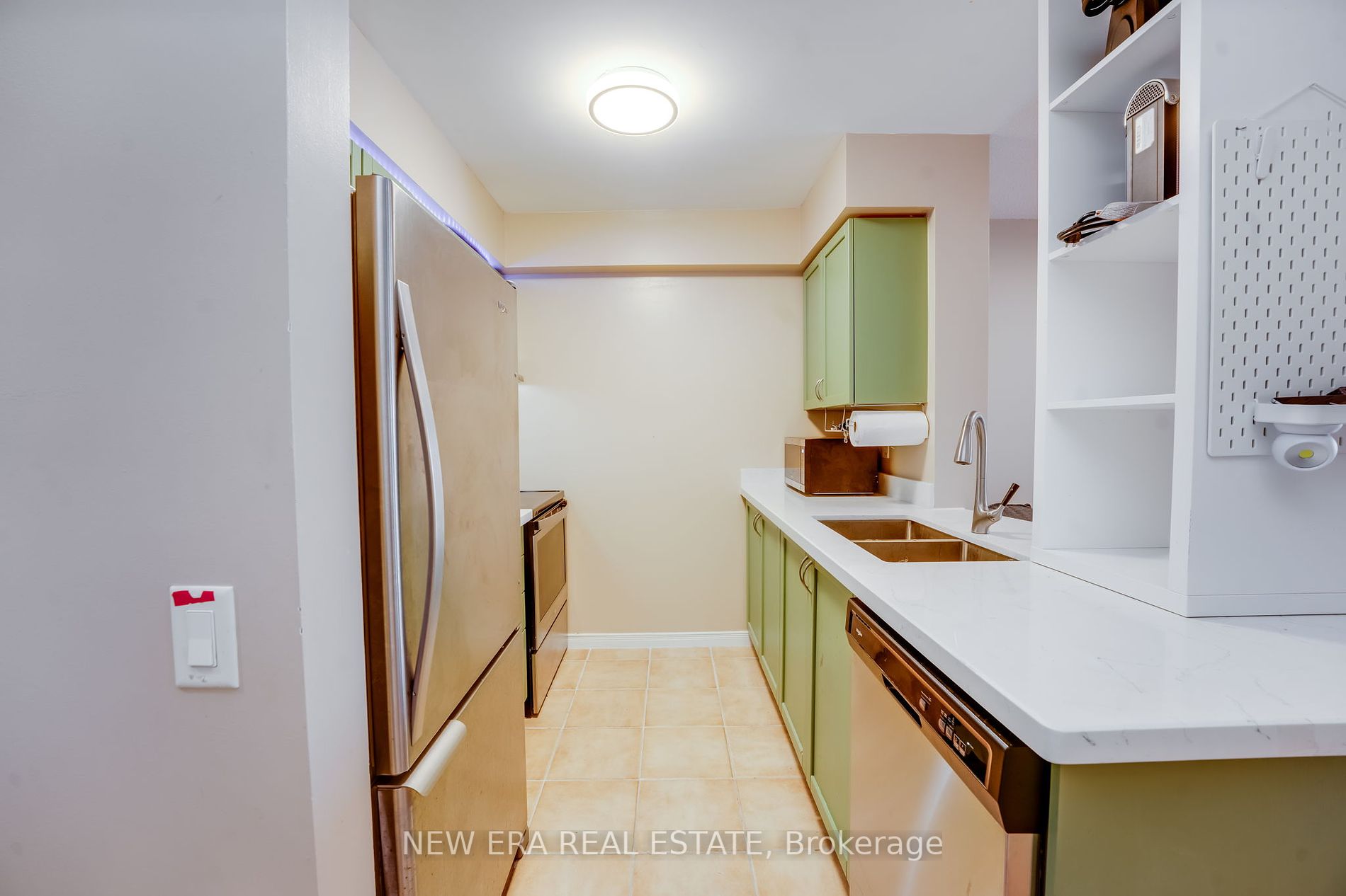 155 Beecroft Rd, #1112
