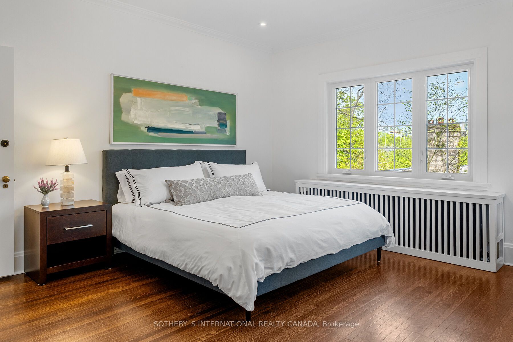 379 Walmer Rd