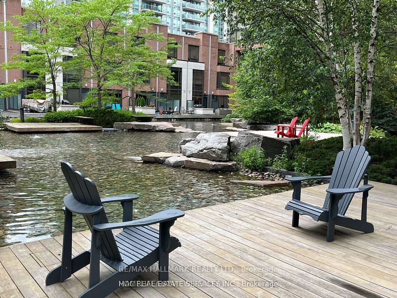 33 Sheppard Ave E, #1710
