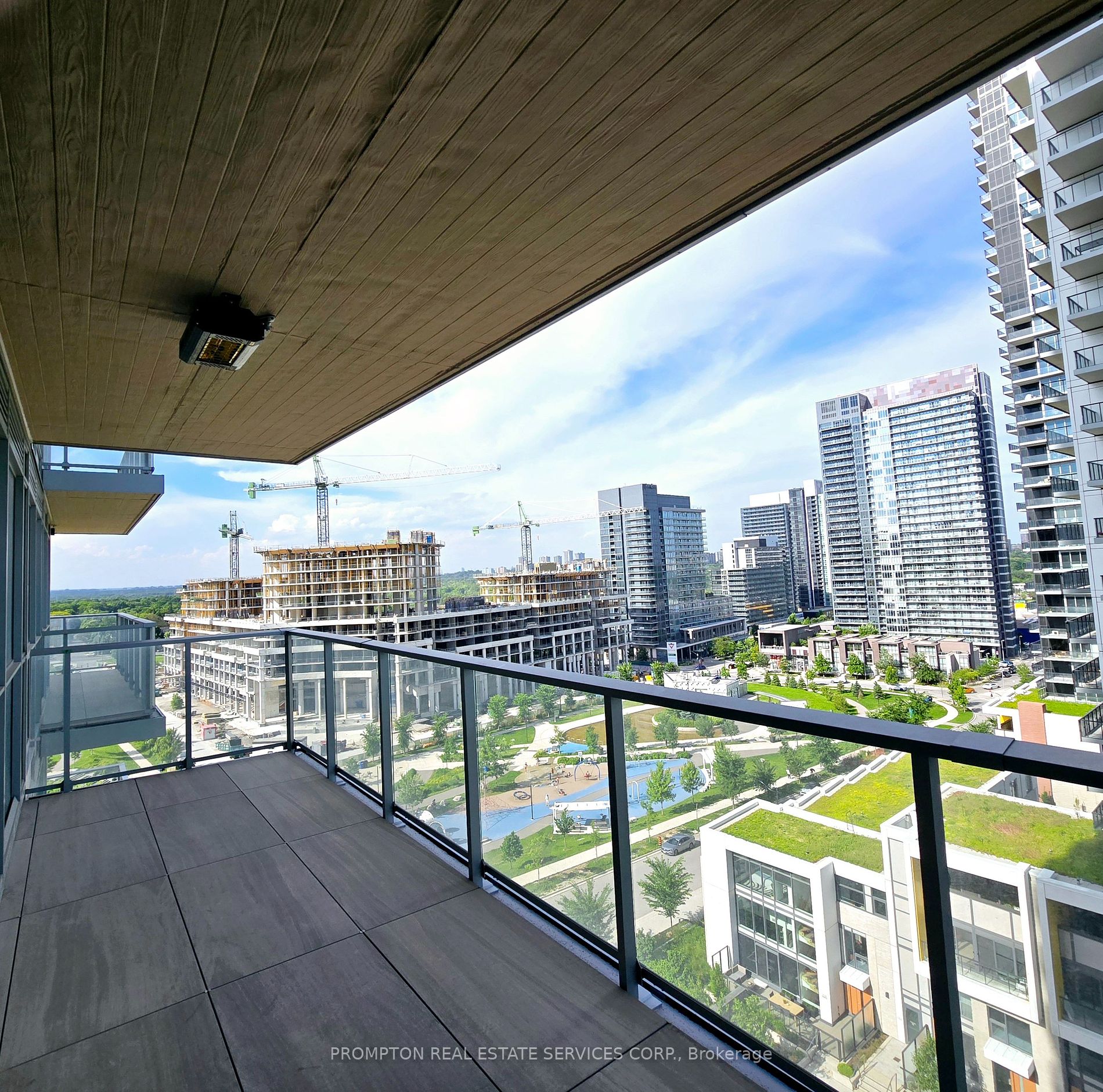 27 Mcmahon Dr, #1115