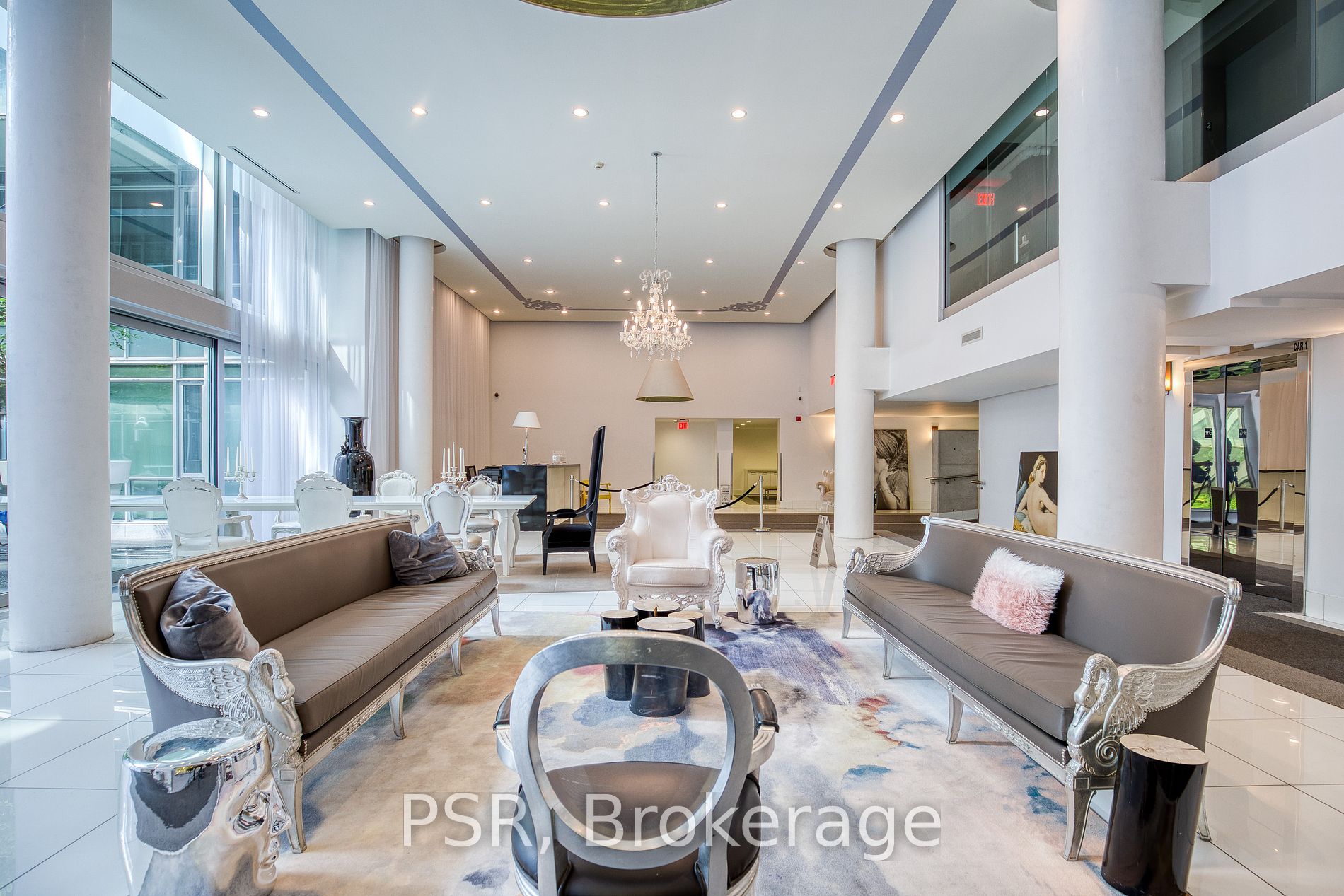 75 Portland Street, #423