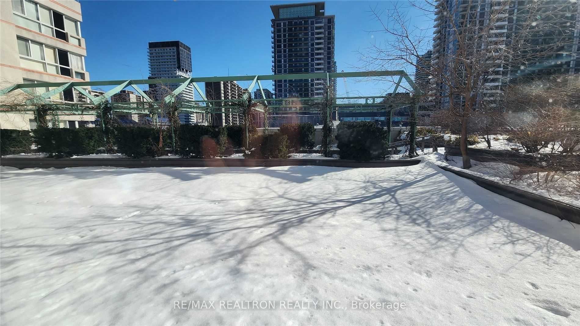 7 Broadway Avenue #211