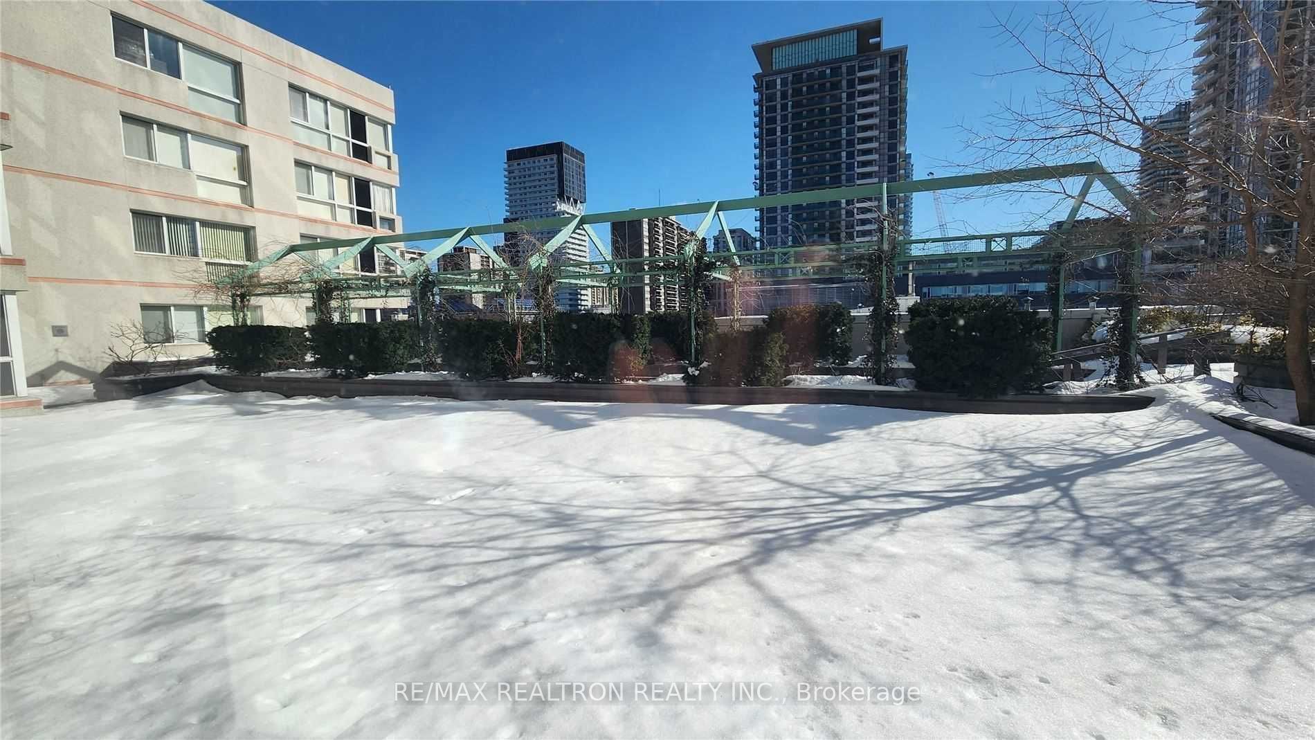 7 Broadway Avenue #211