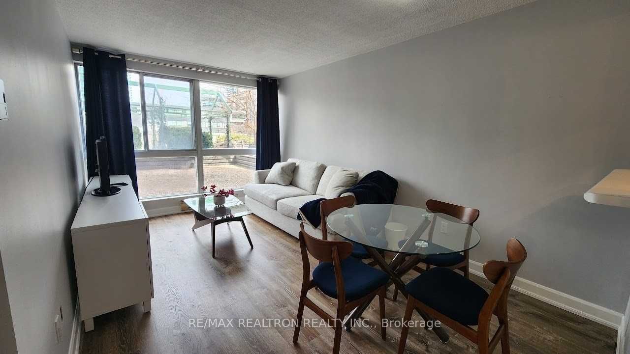 7 Broadway Avenue #211
