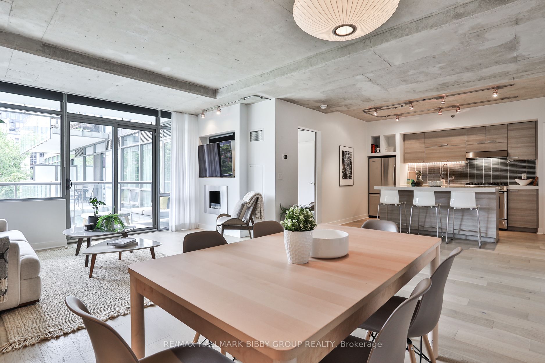55 Stewart St, #637