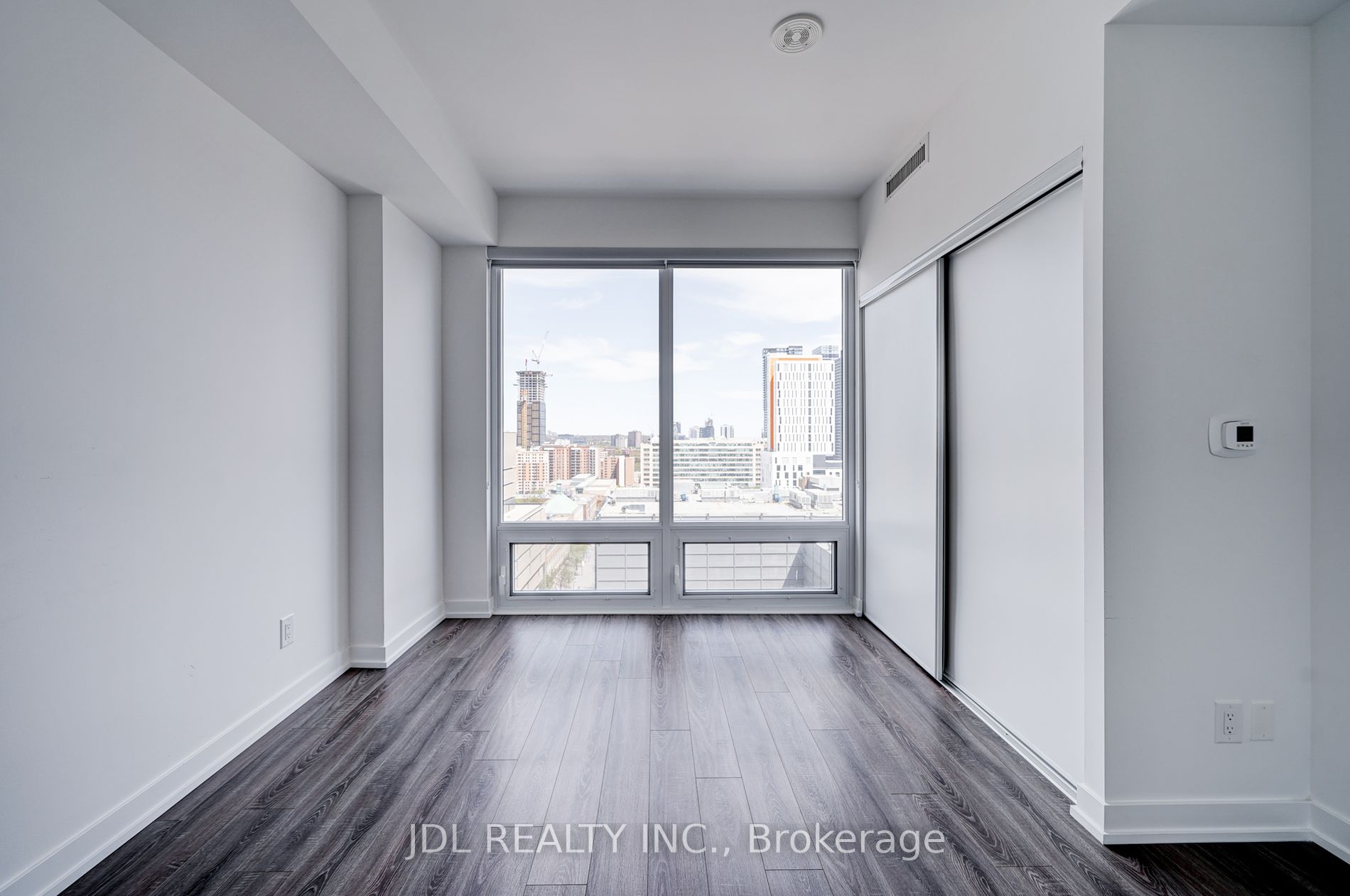 20 Edward St, #1503