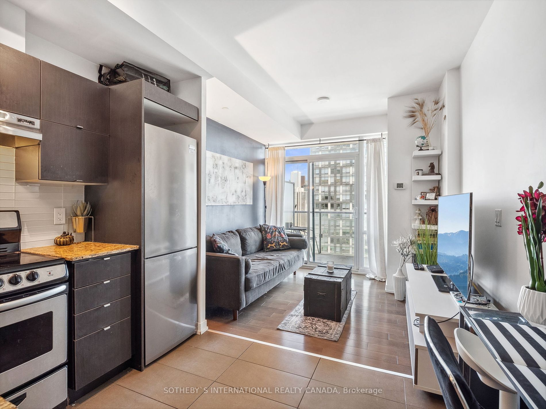 170 Fort York Blvd, #2405