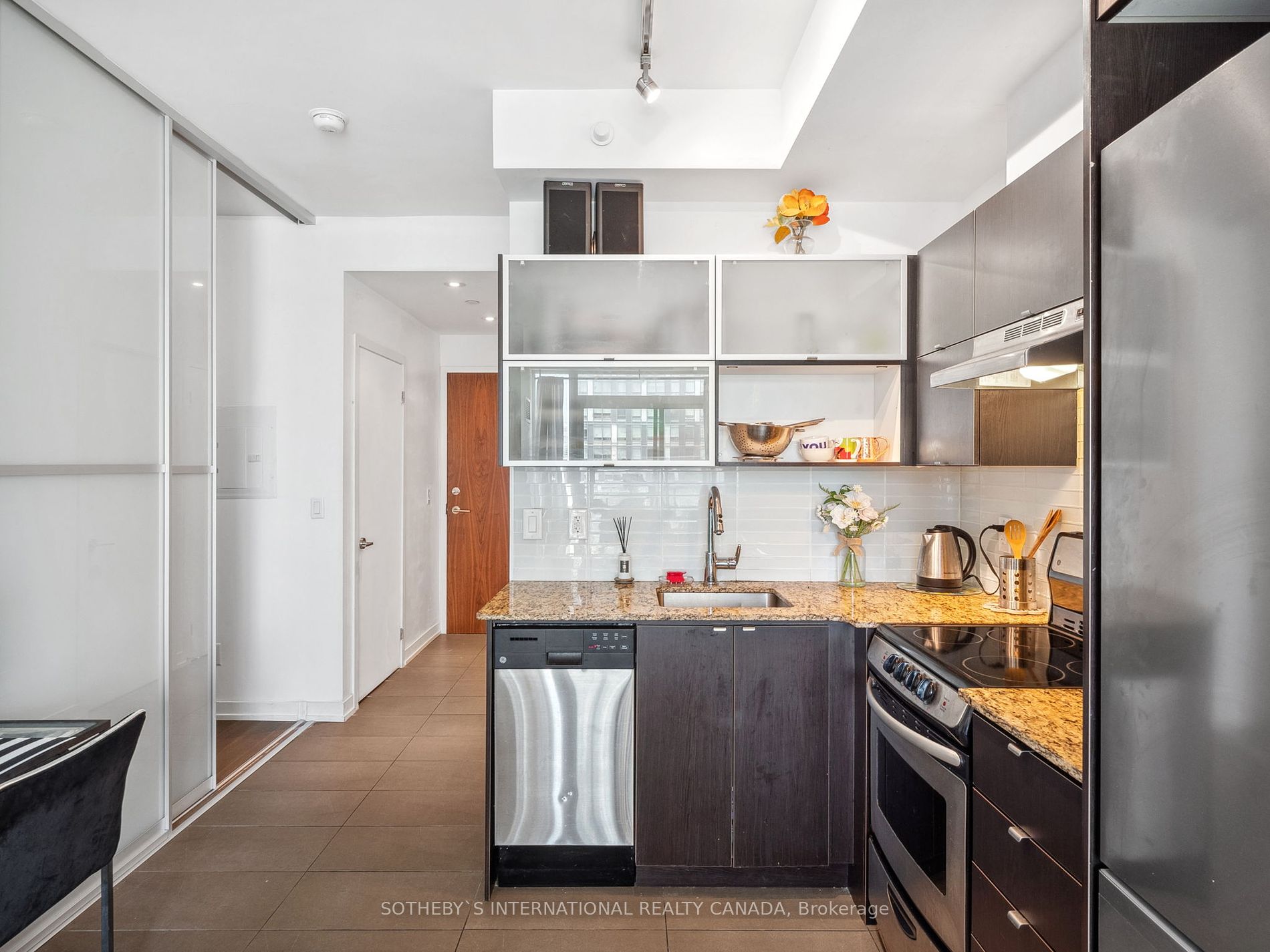 170 Fort York Blvd, #2405