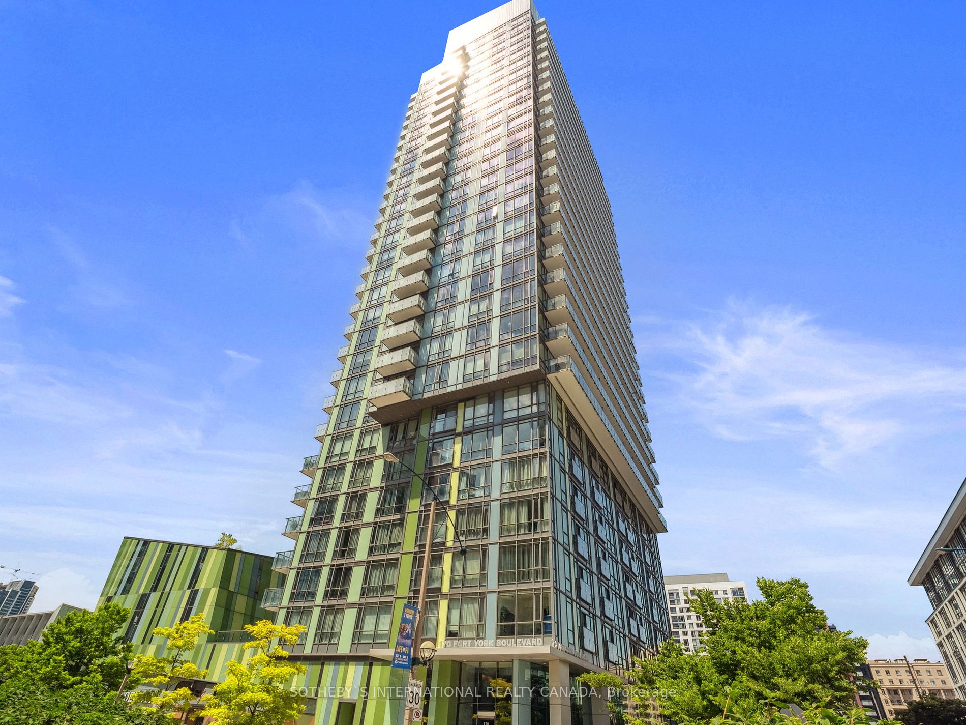 170 Fort York Blvd, #2405