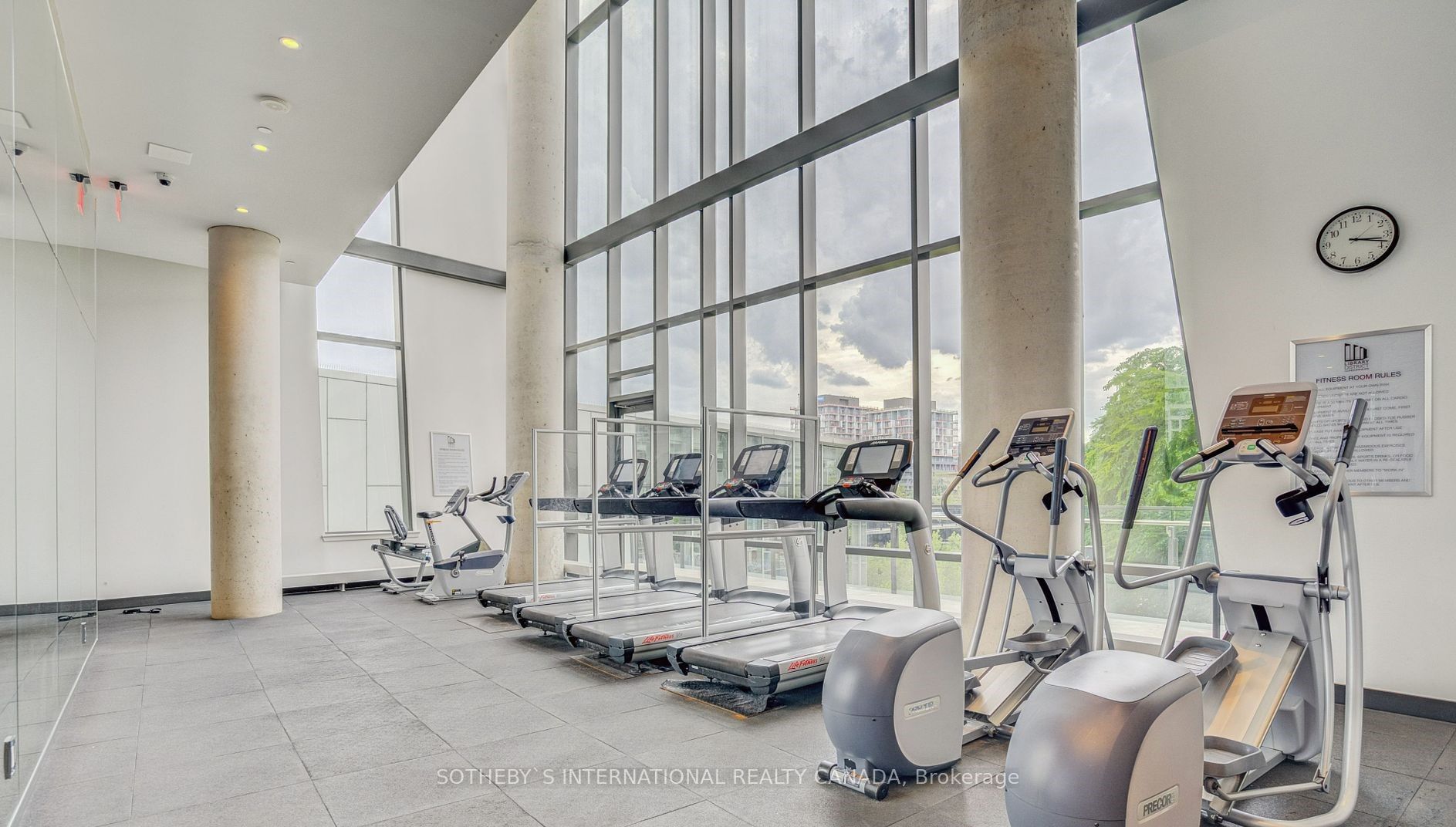 170 Fort York Blvd, #2405