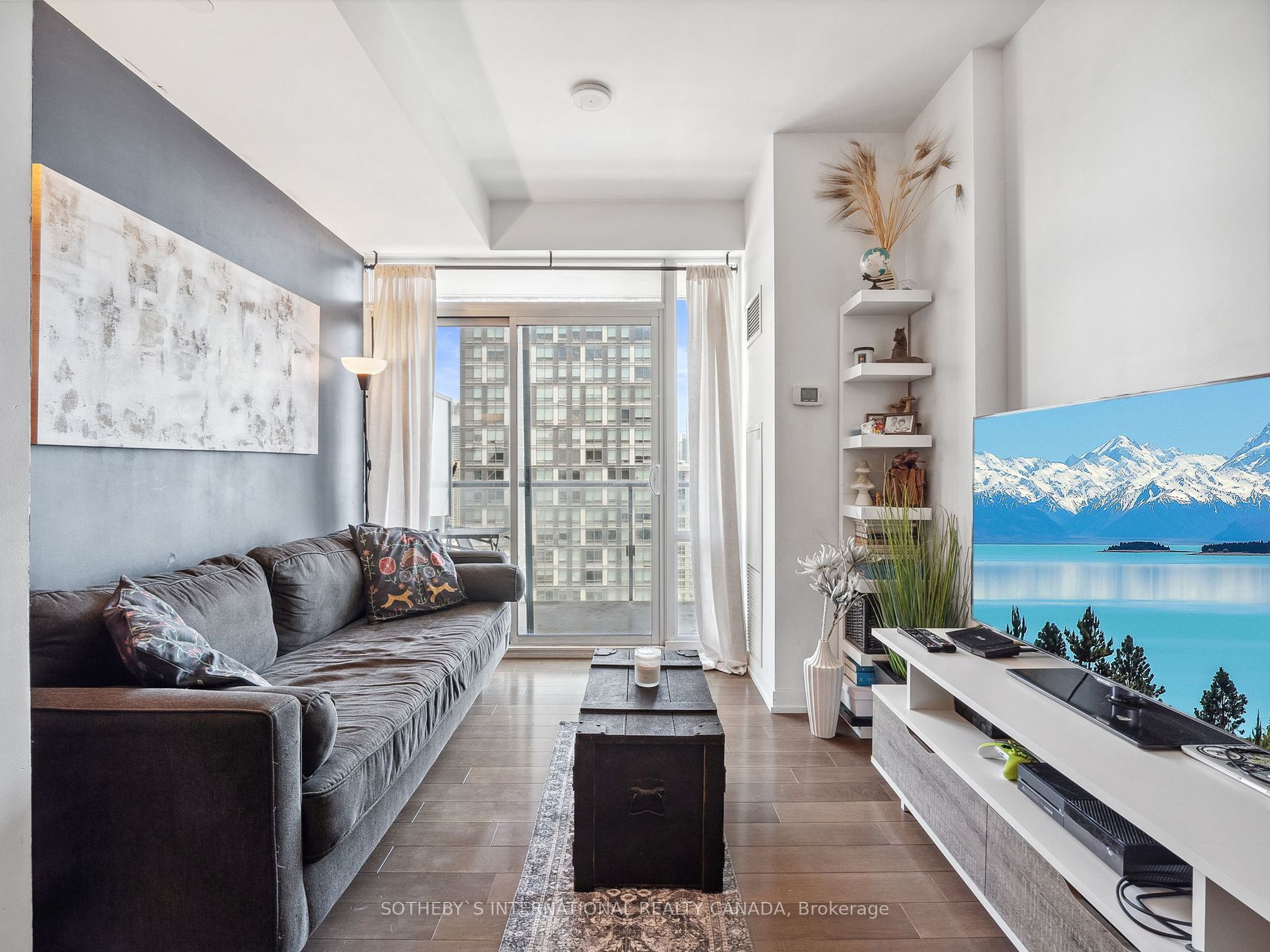 170 Fort York Blvd, #2405