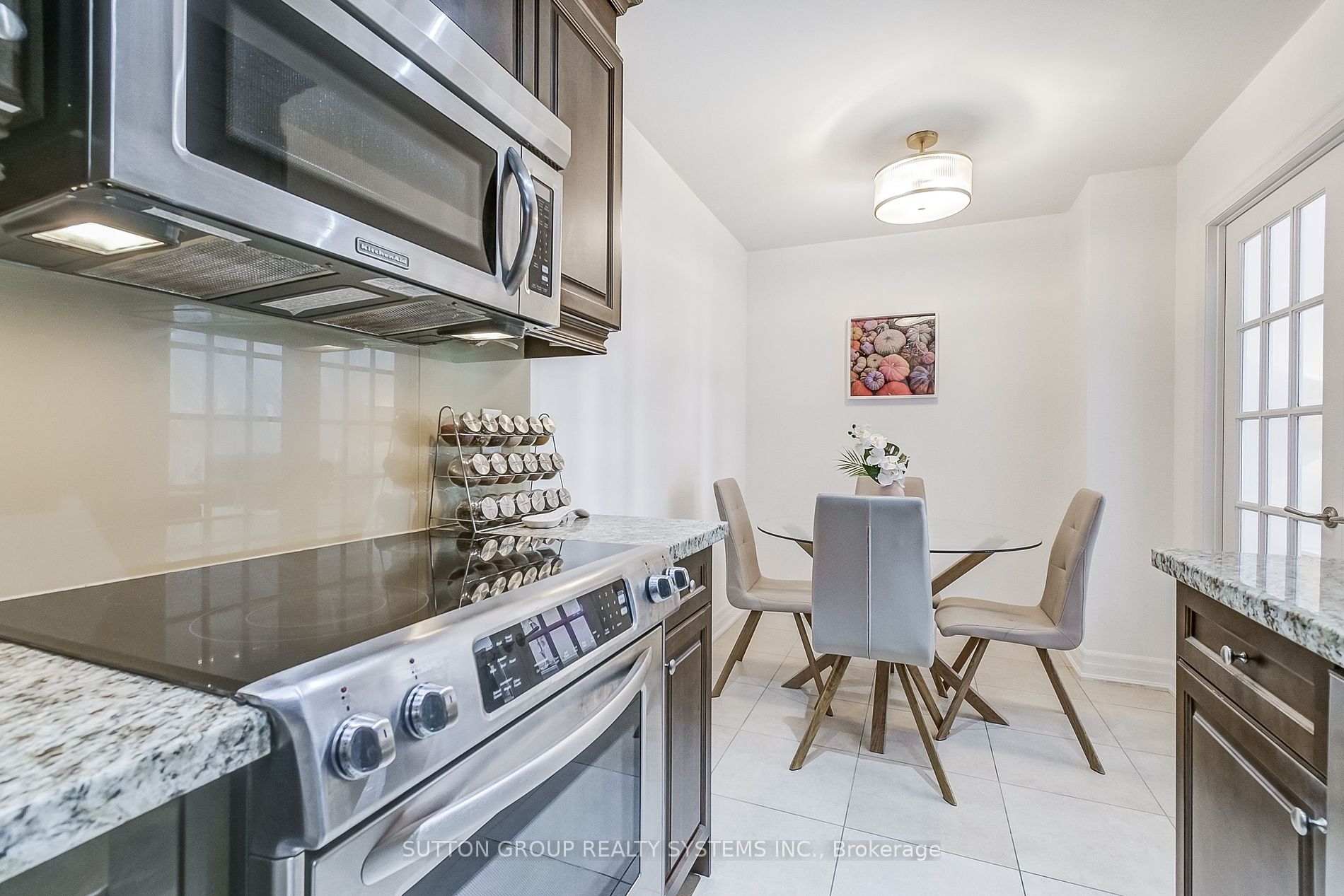 15 Rean Drive #408