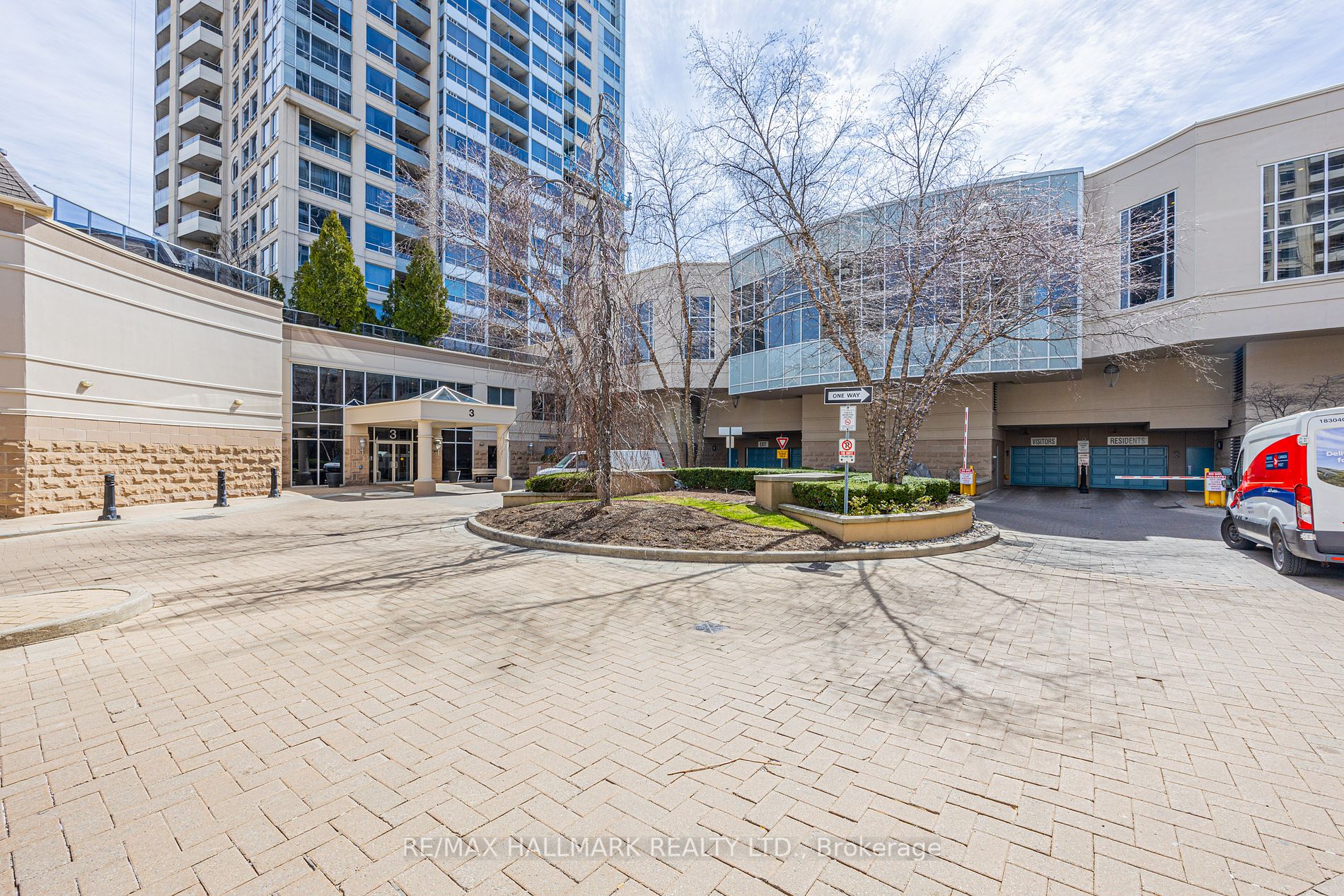3 Rean Drive #112