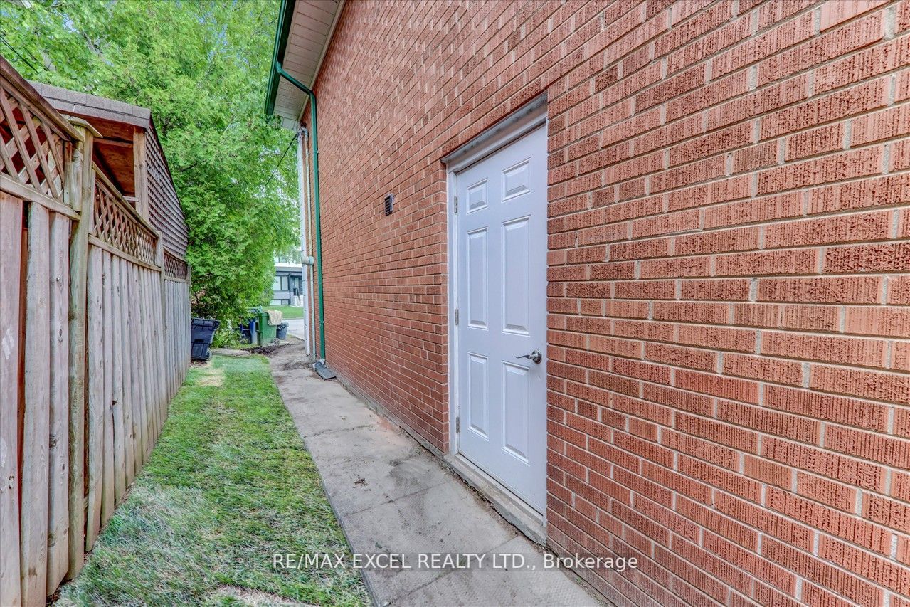 51 Bowerbank Drive
