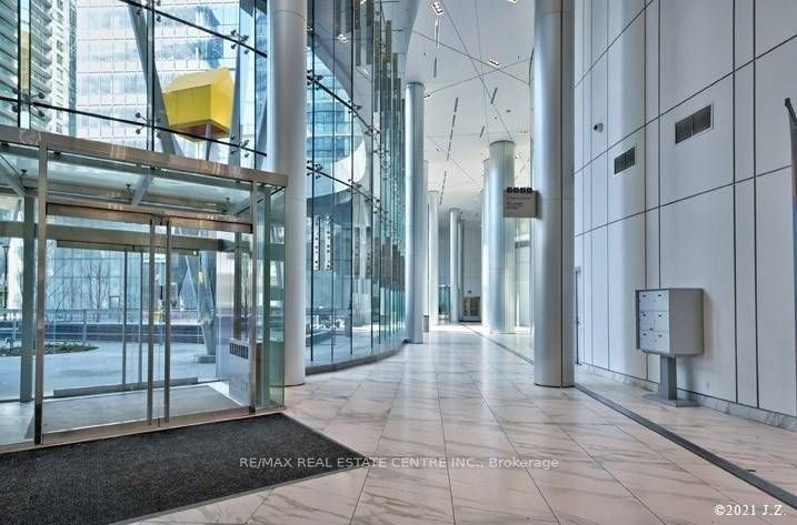 12 York Street #3308