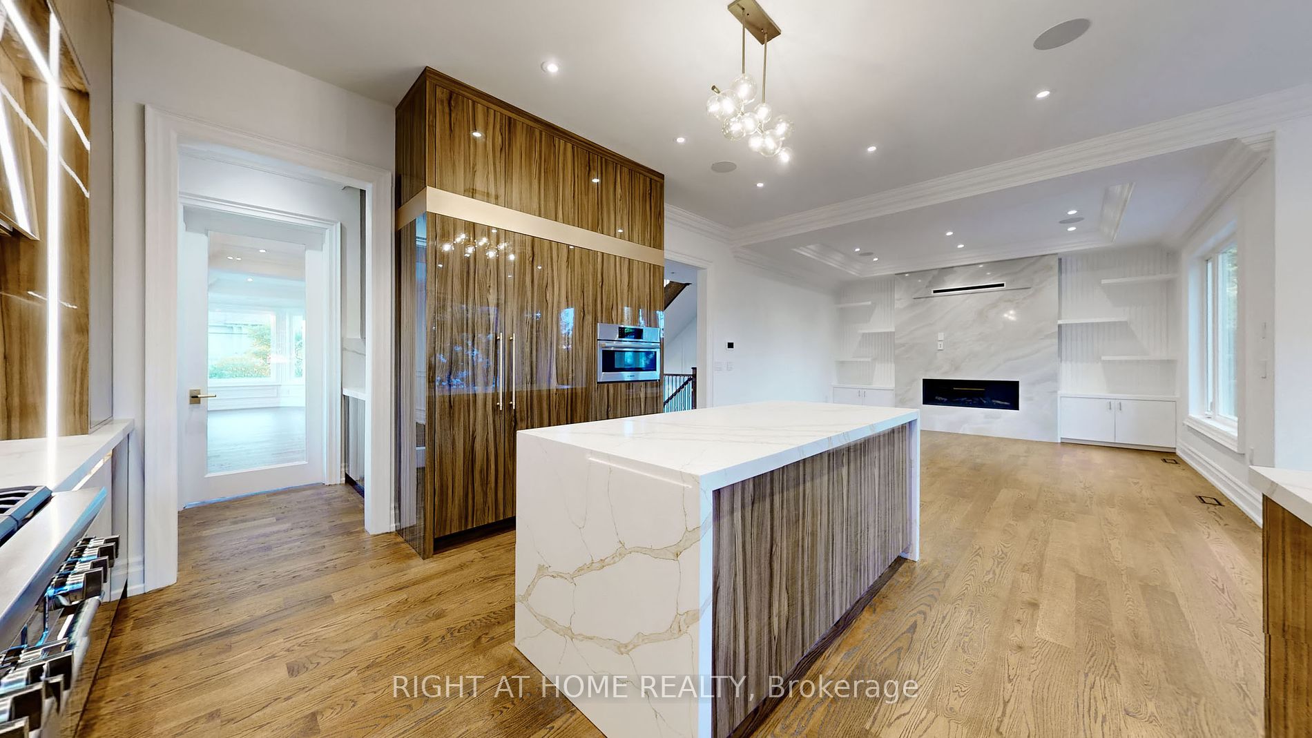 413 EMPRESS Avenue
