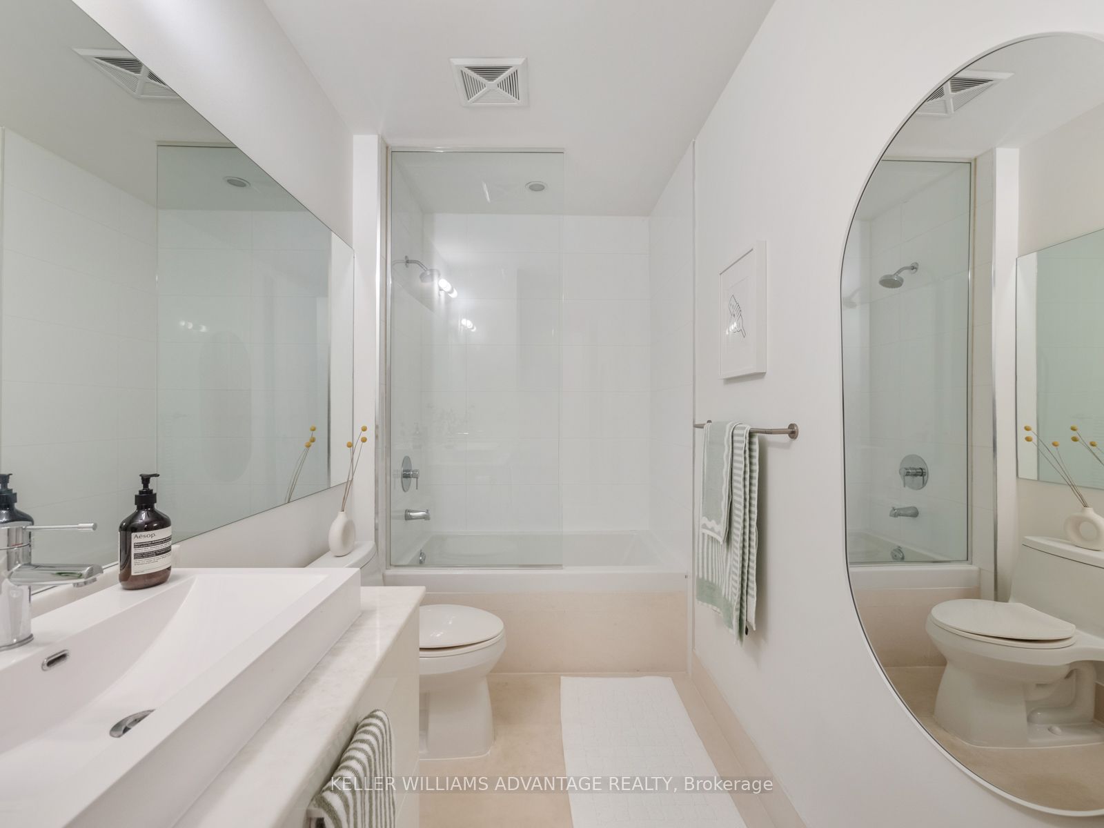 399 Adelaide Street W, #413