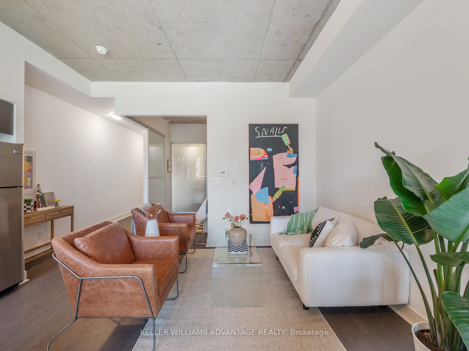 399 Adelaide Street W, #413