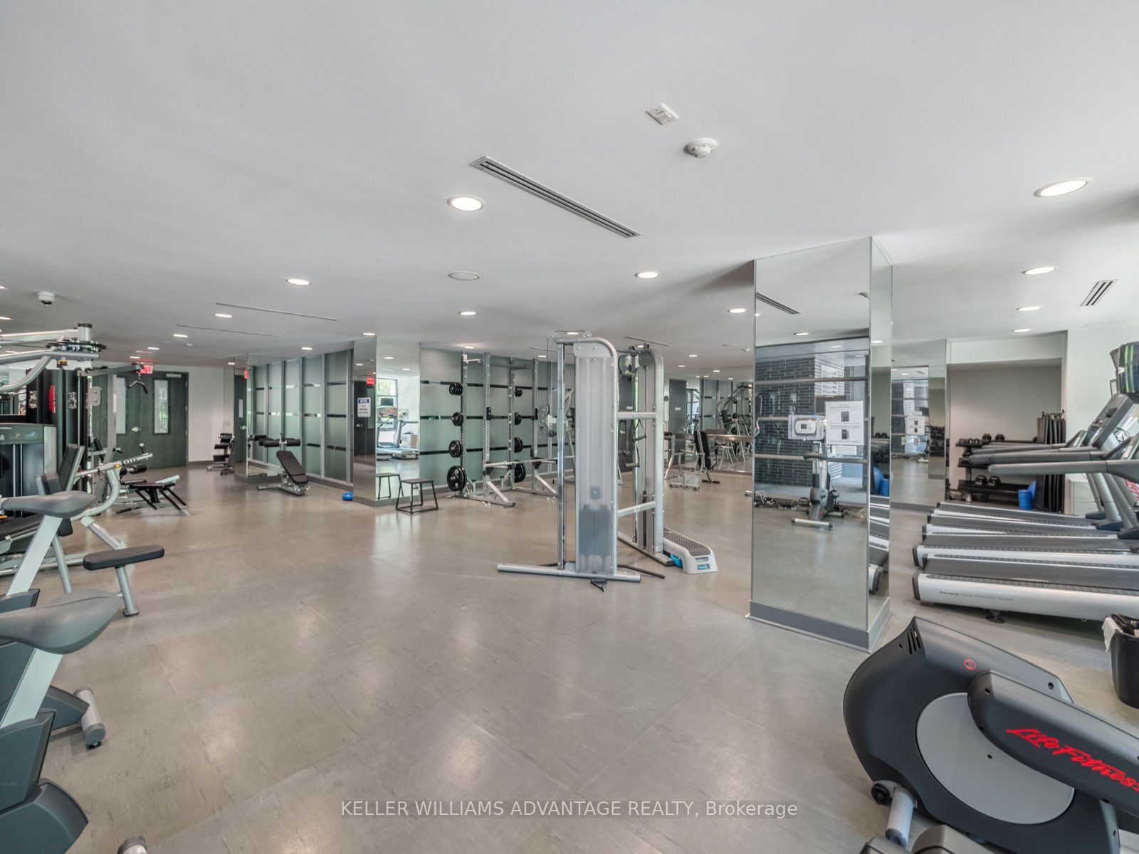 399 Adelaide Street W, #413