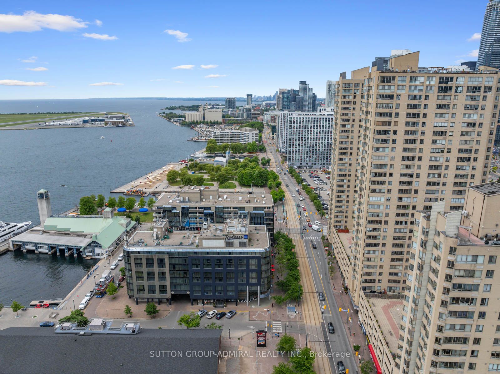 260 Queens Quay W, #1406