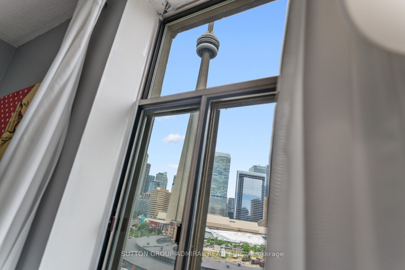 260 Queens Quay W, #1406