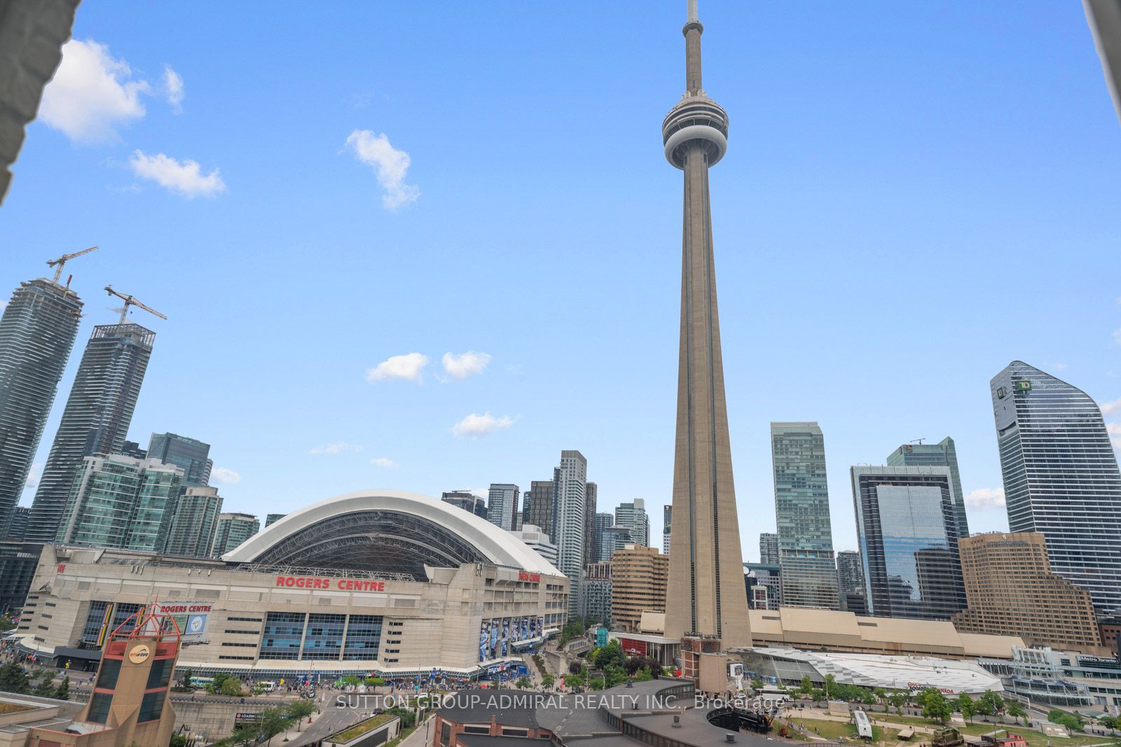 260 Queens Quay W, #1406