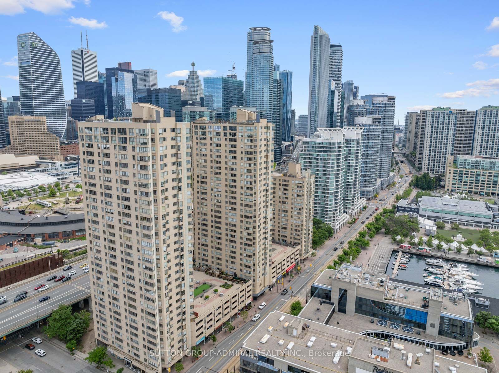 260 Queens Quay W, #1406
