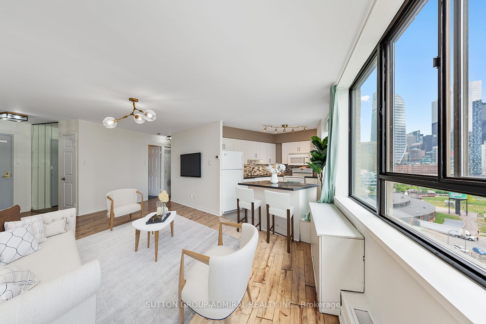 260 Queens Quay W, #1406
