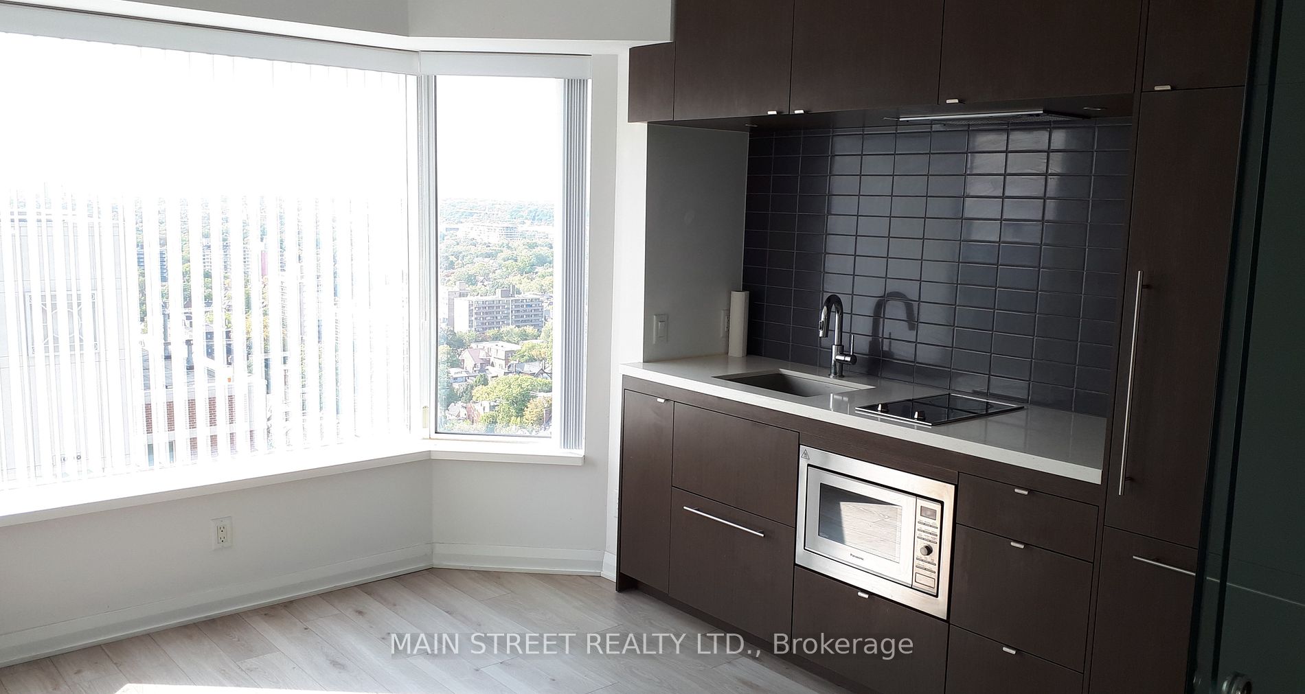 155 Yorkville Avenue, #3015