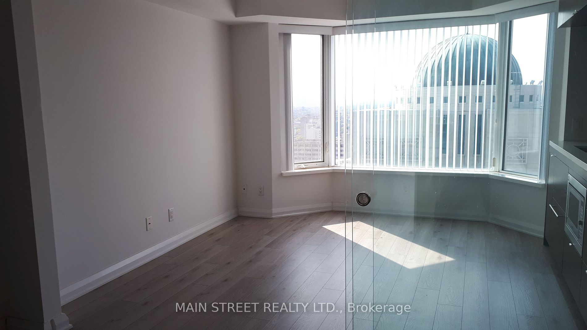 155 Yorkville Avenue, #3015
