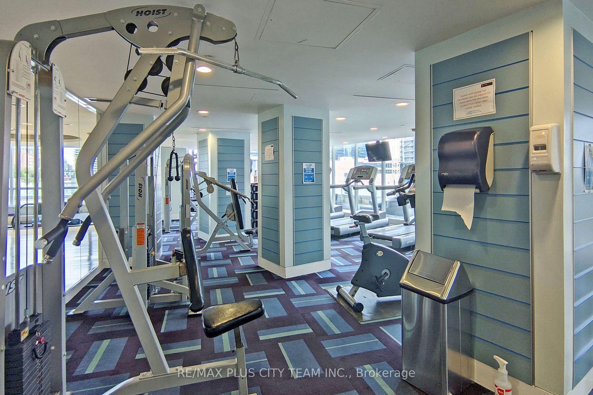 18 Yonge St, #1801