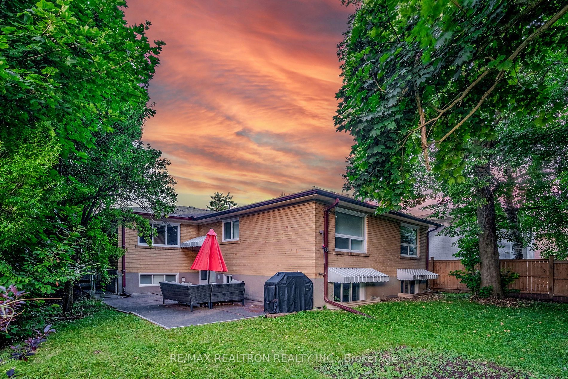 8 Tobruk Crescent