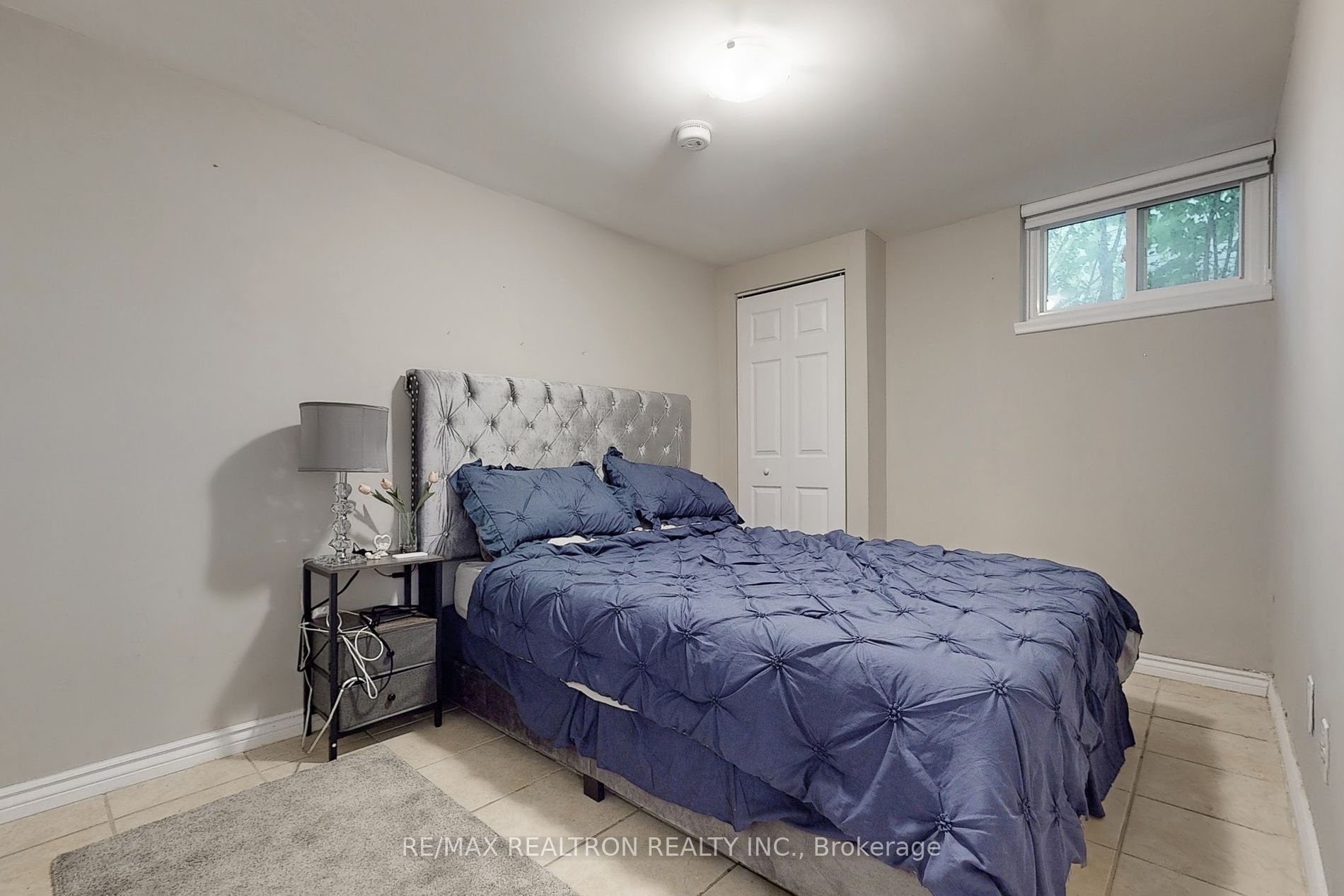 8 Tobruk Crescent