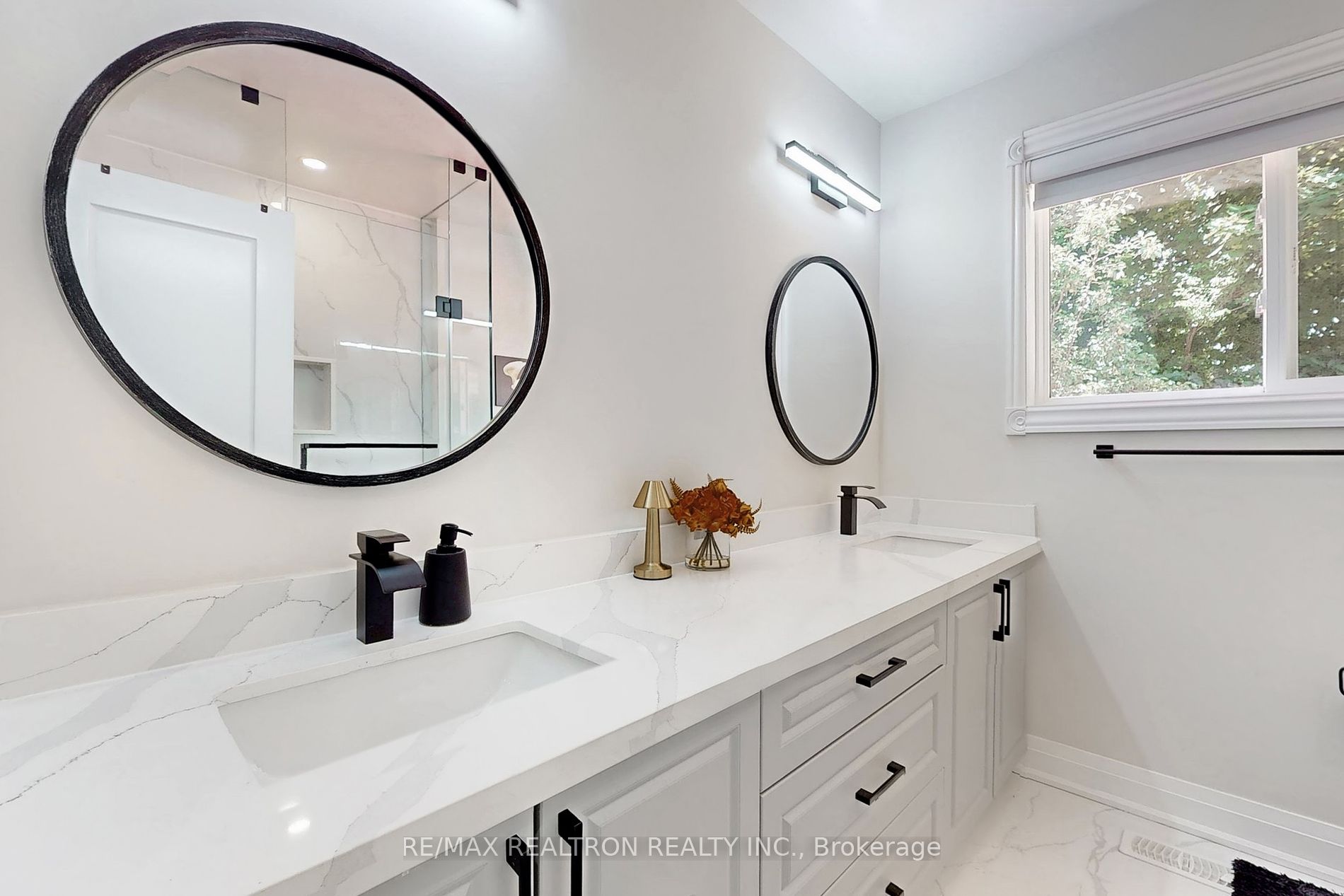 8 Tobruk Crescent