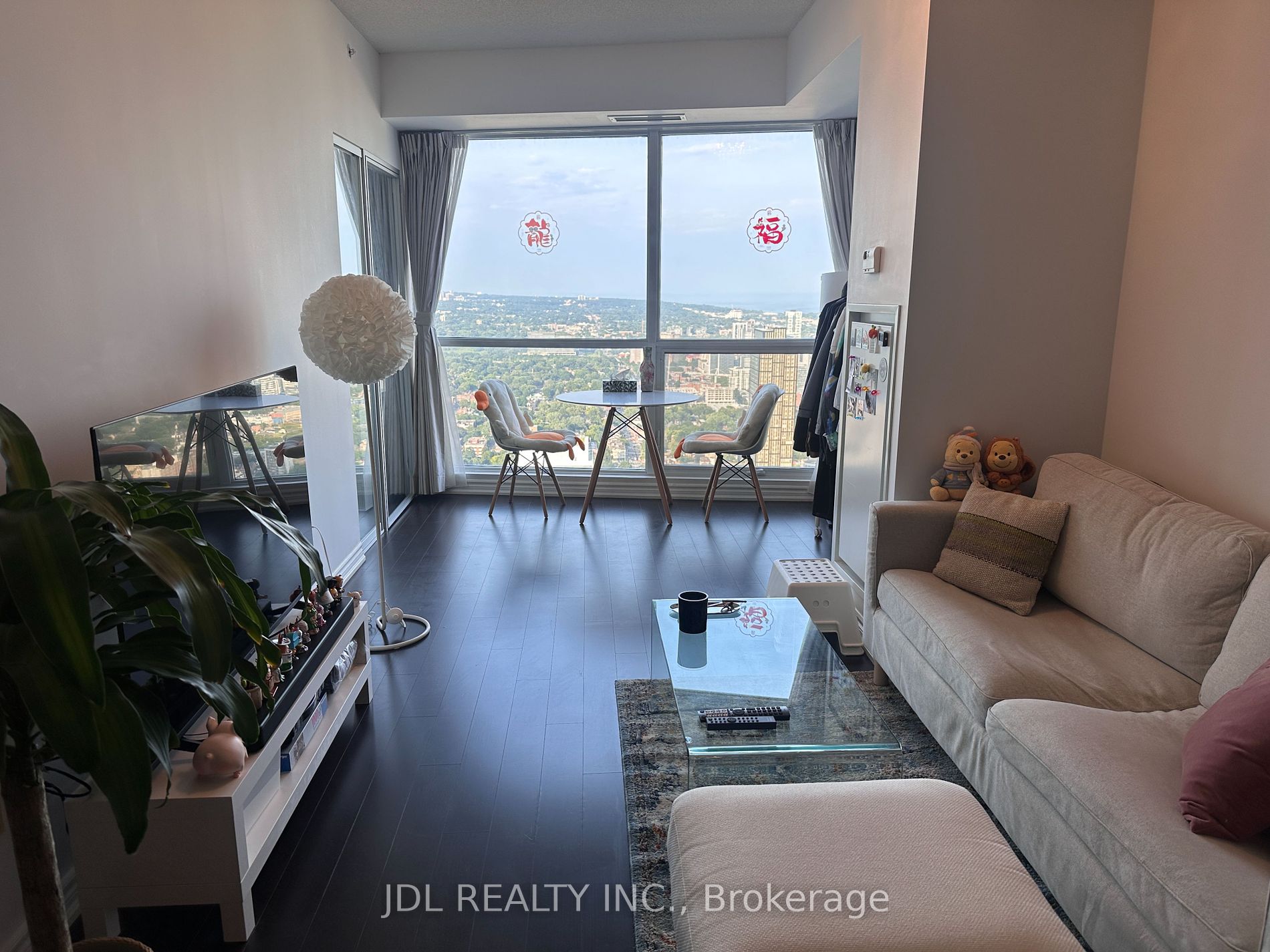 386 Yonge Street #5505