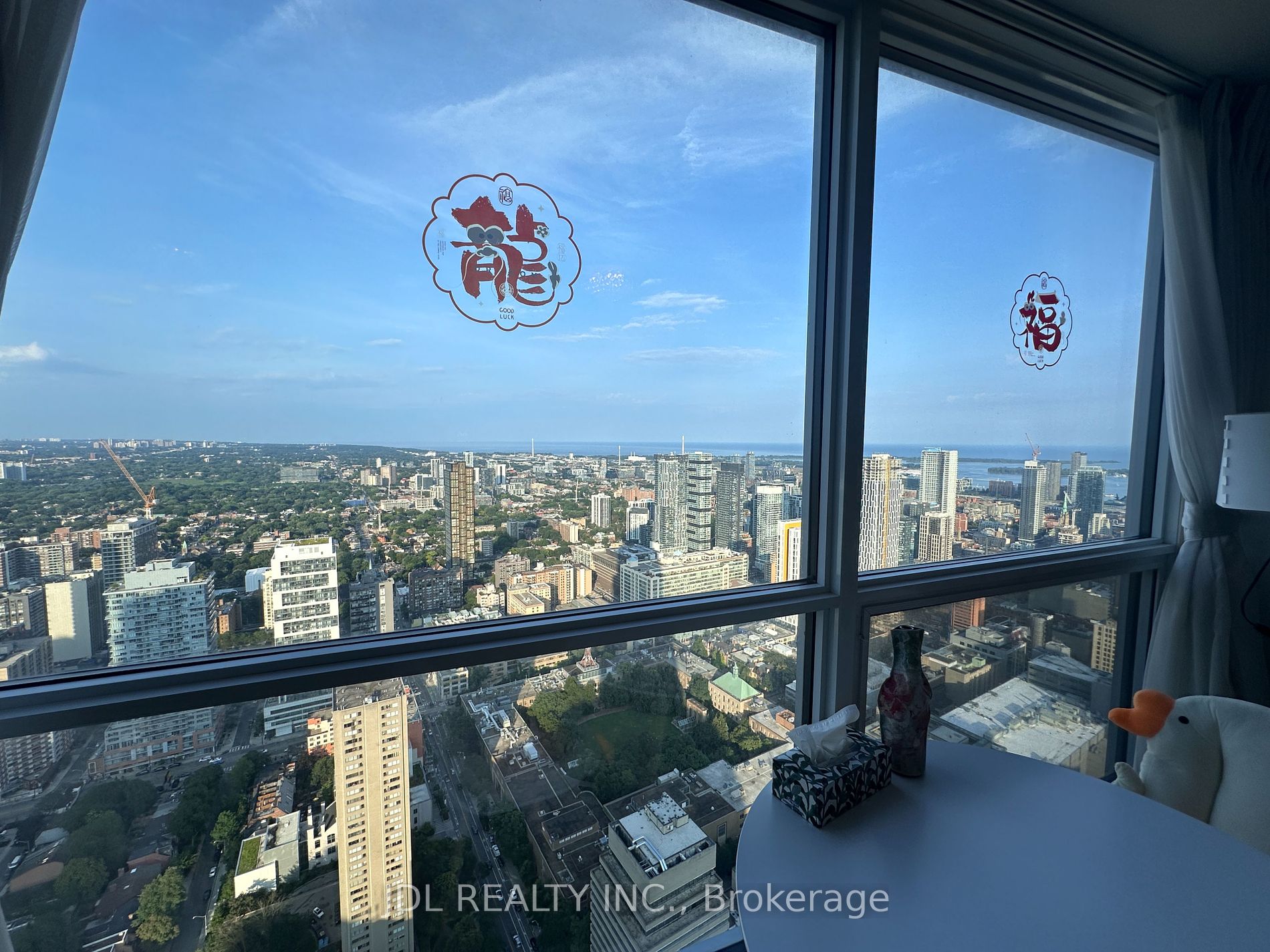 386 Yonge Street #5505