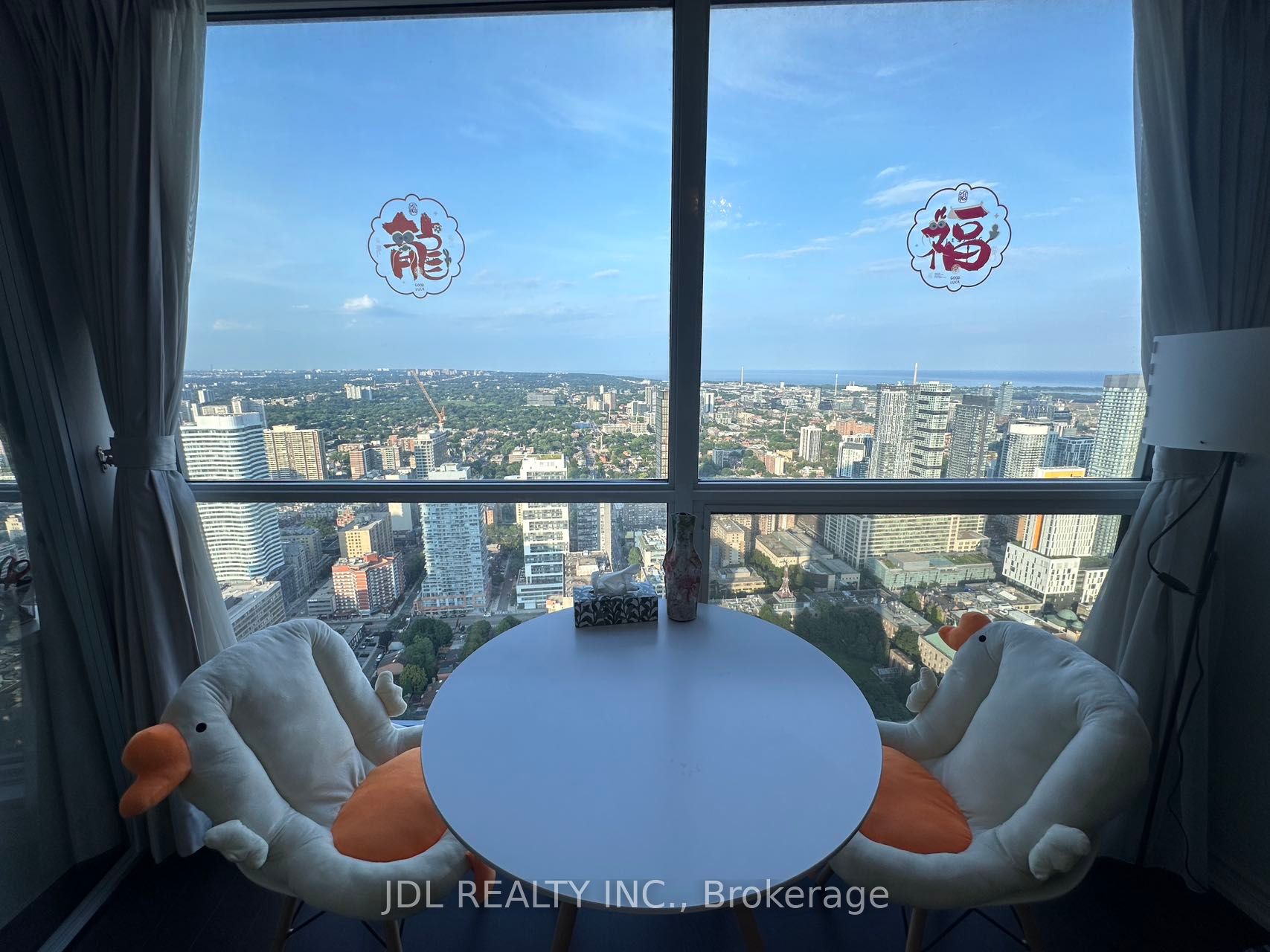 386 Yonge Street #5505