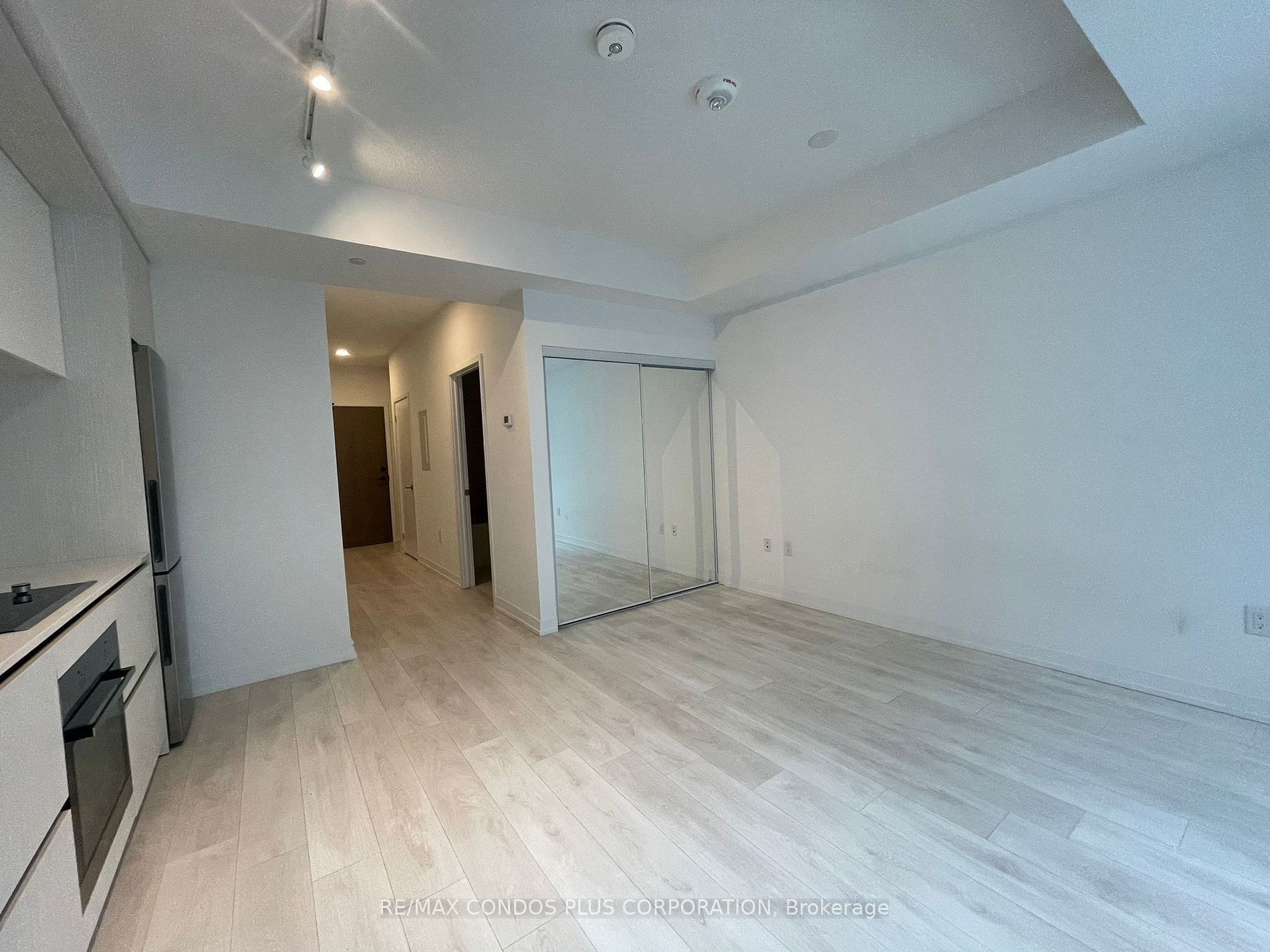 225 Sumach St, #702