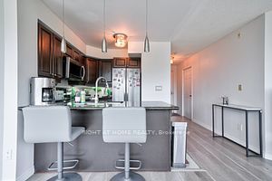 18 Valley Woods Rd, #813