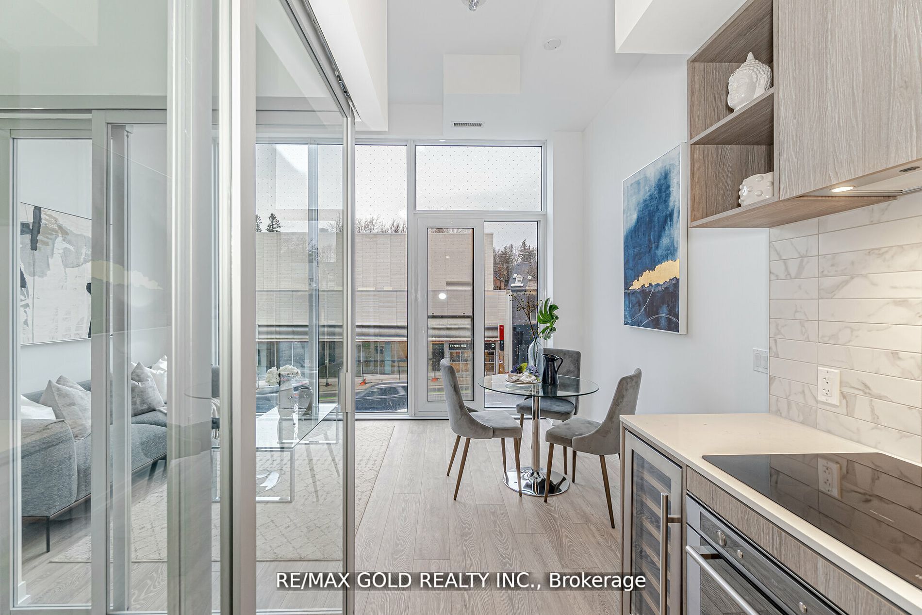 2020 Bathurst Street #216