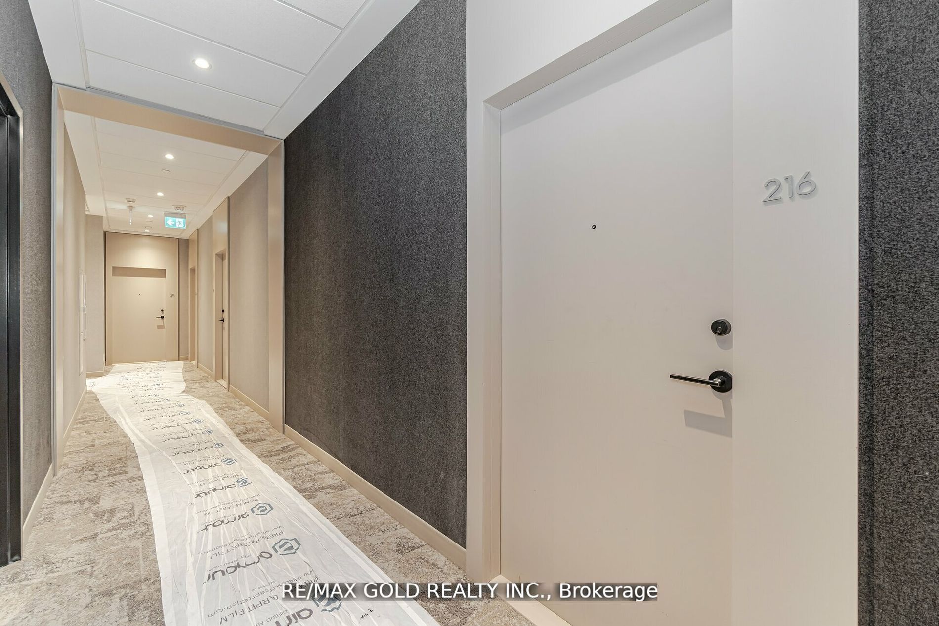 2020 Bathurst Street #216