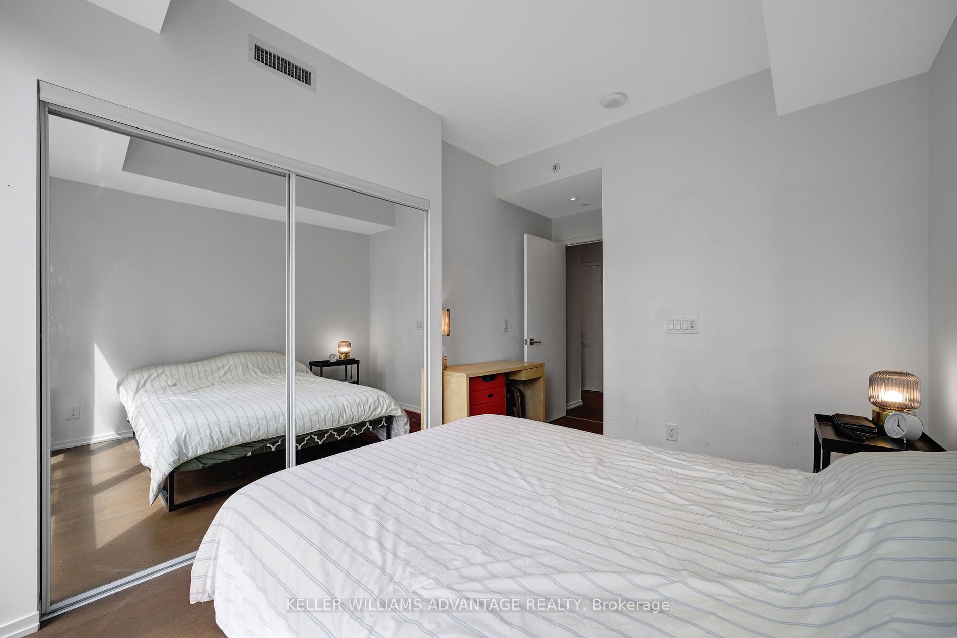 70 Temperance St, #2306