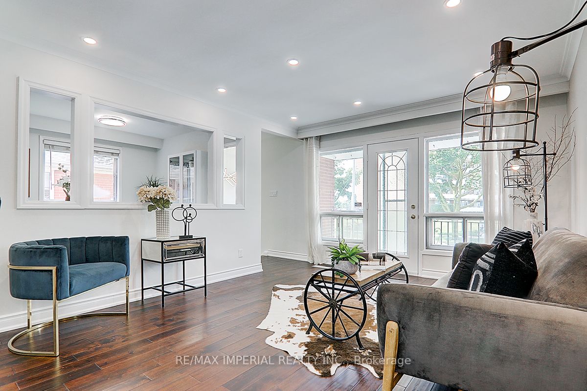108 Bowhill Crescent