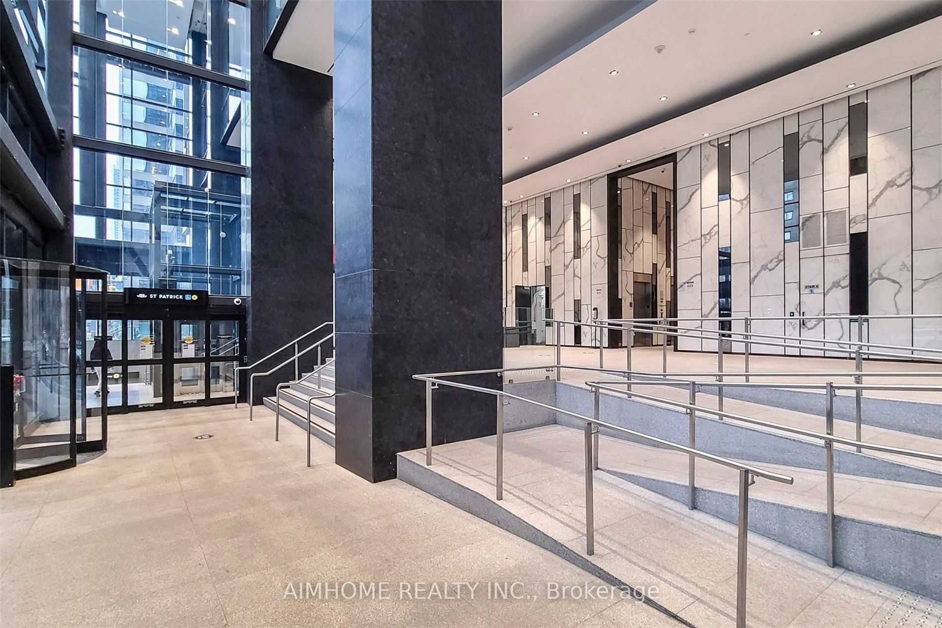 488 University Ave, #4703