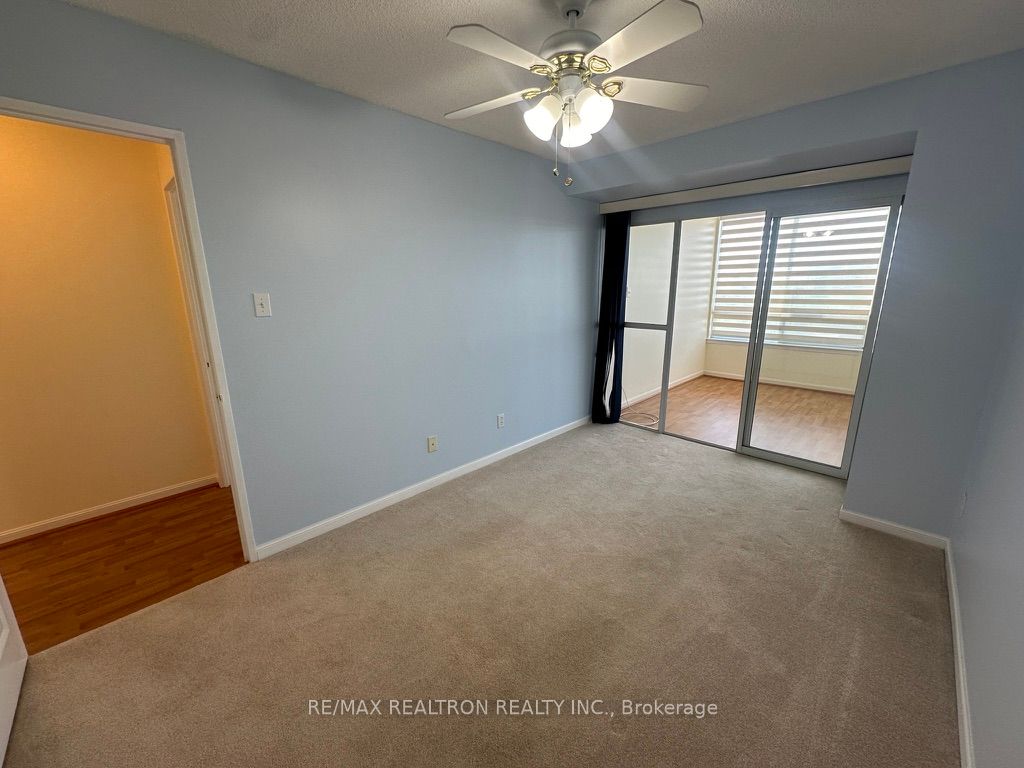 1121 Steeles Avenue W, #802