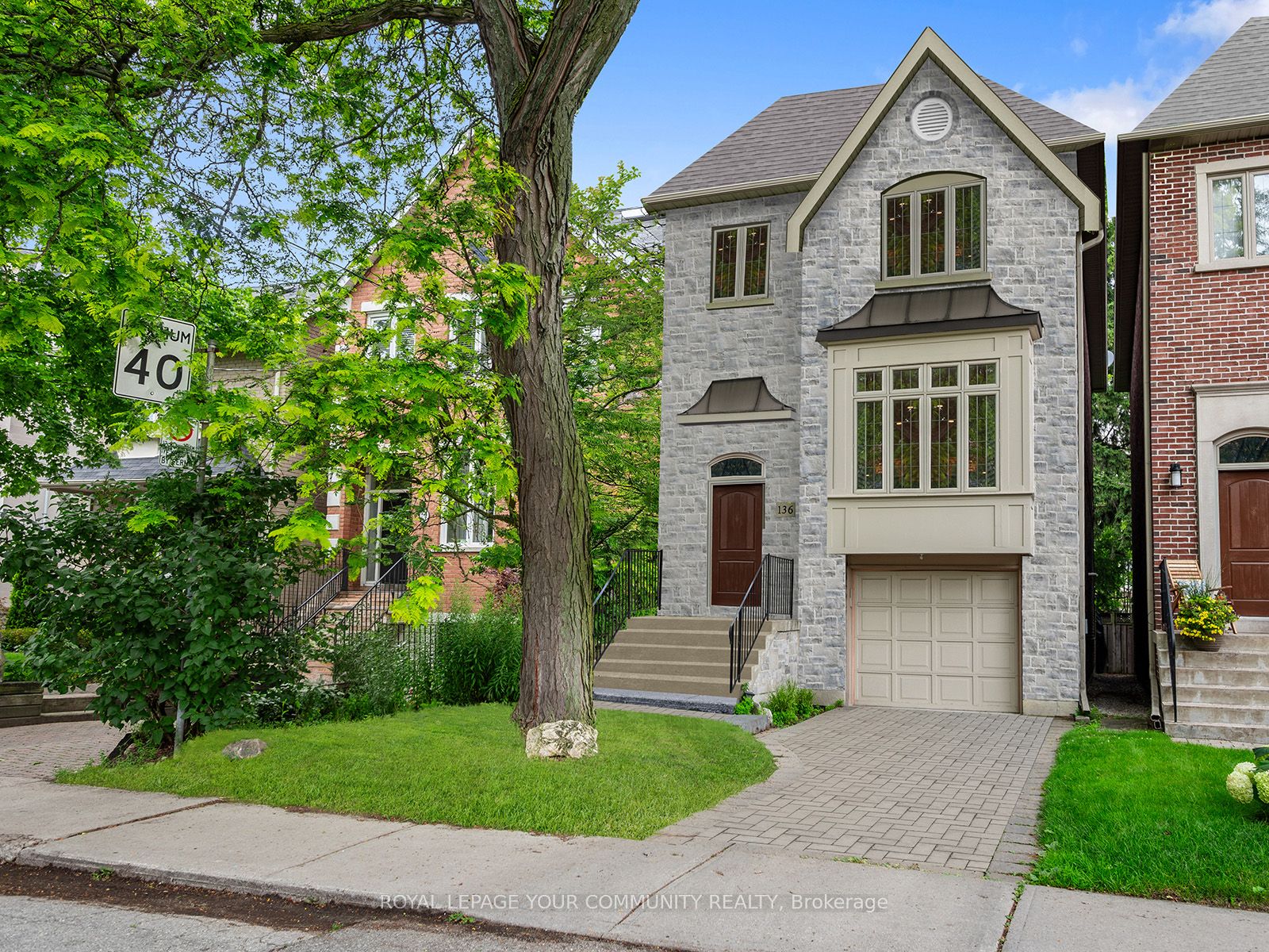 136 Bowood Avenue