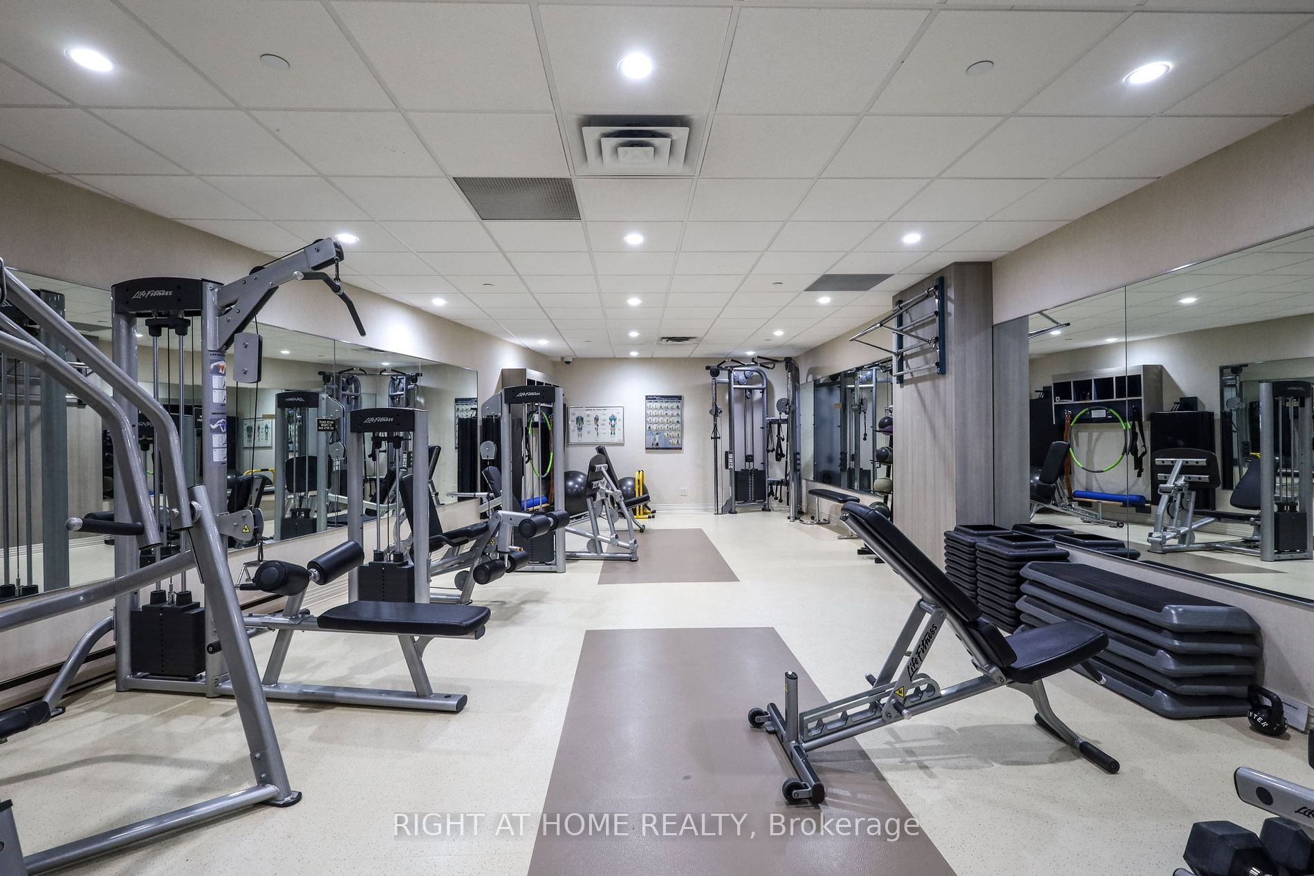 1555 Finch Ave E, #1205